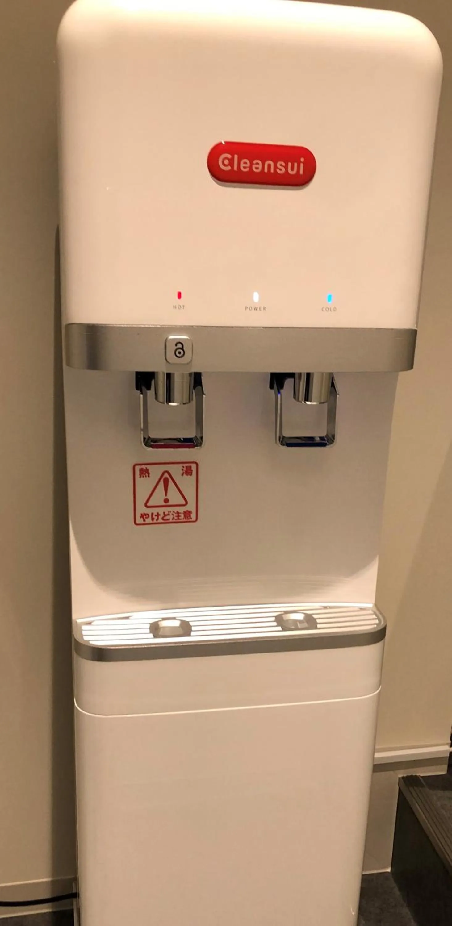 Lounge or bar in LOF HOTEL Shimbashi