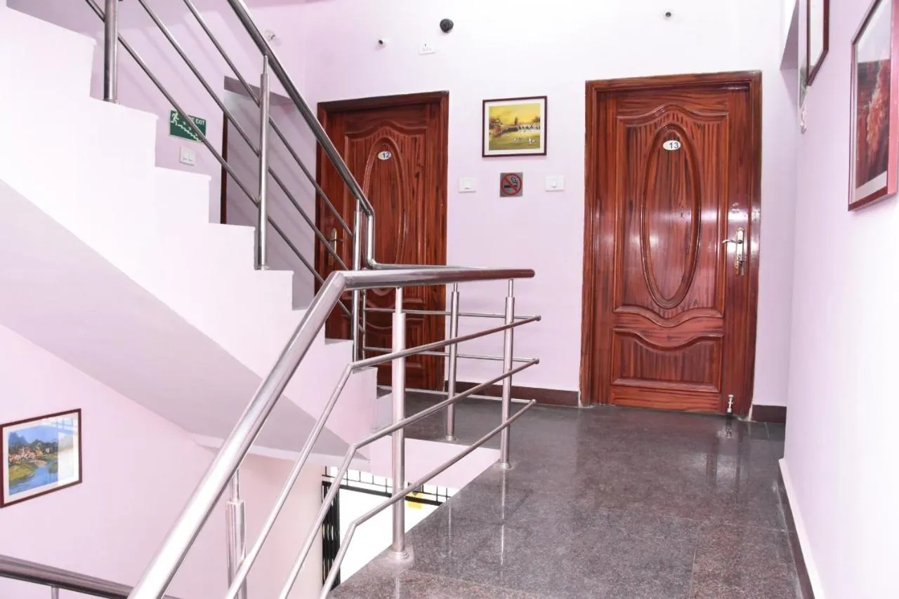 Property building in Aishwaryam Deshna Service Apartment Ambattur Chennai