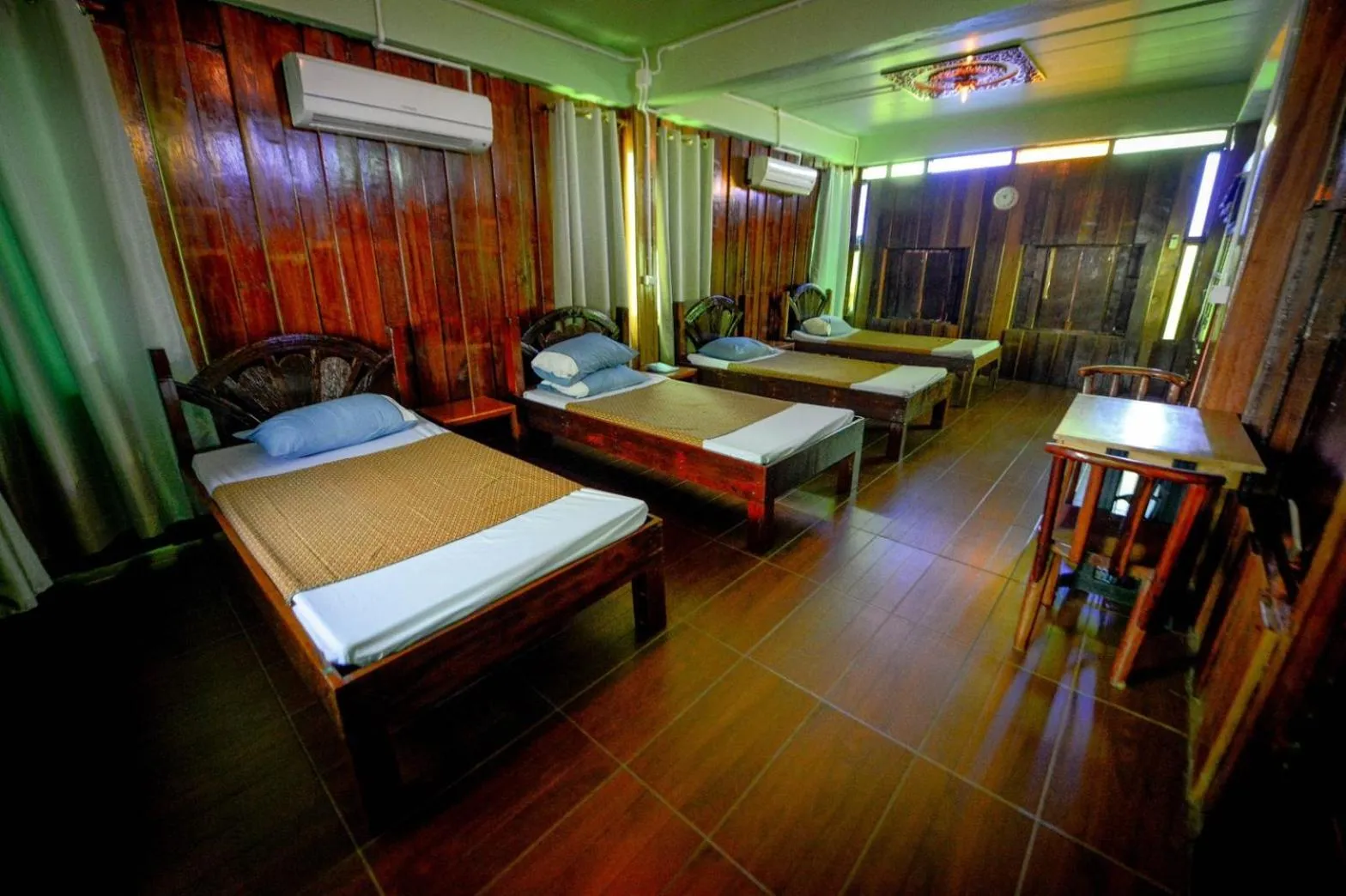 Spa and wellness centre/facilities, Bed in MRK Resort & Massage
