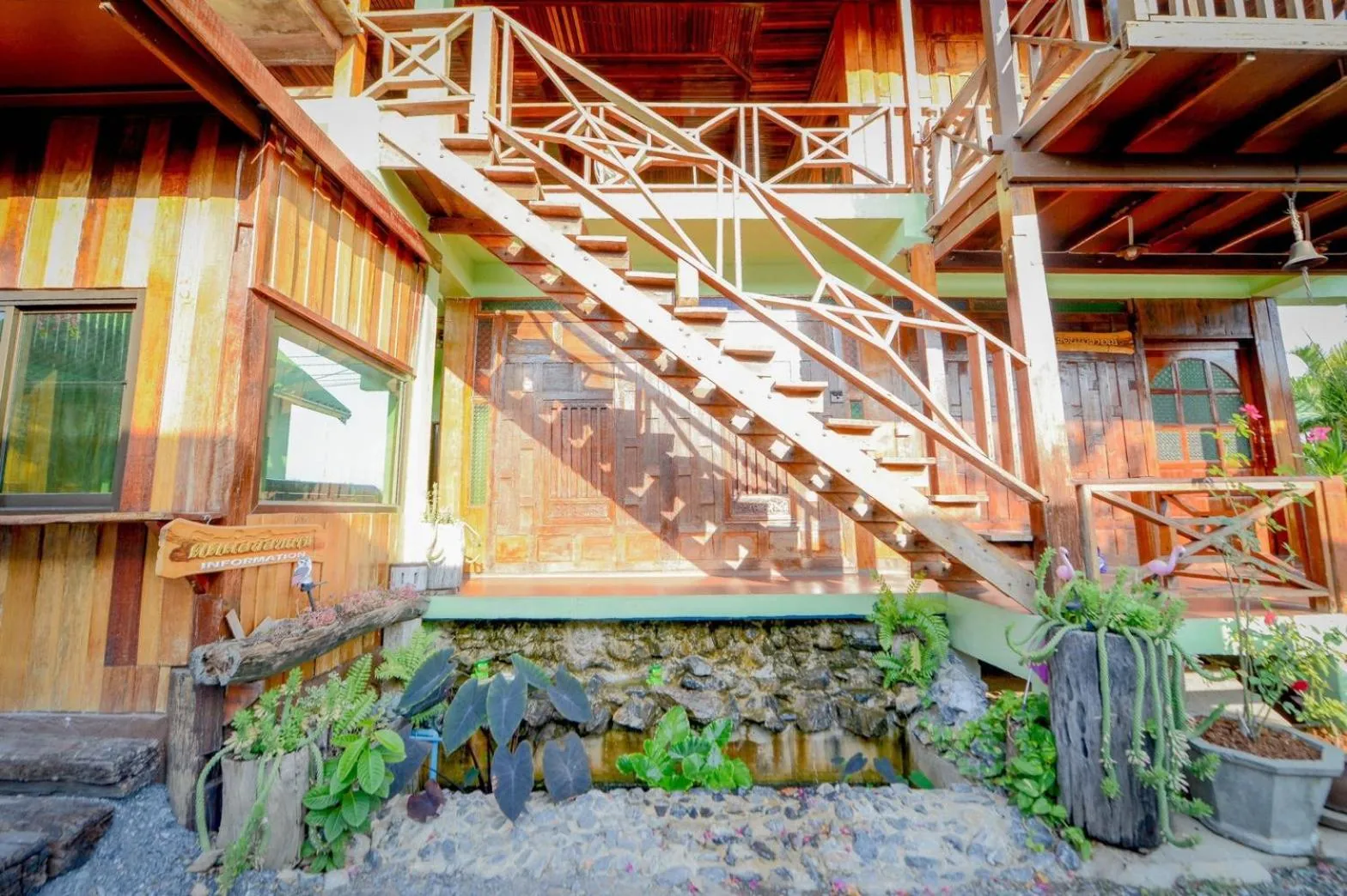 Garden in MRK Resort & Massage