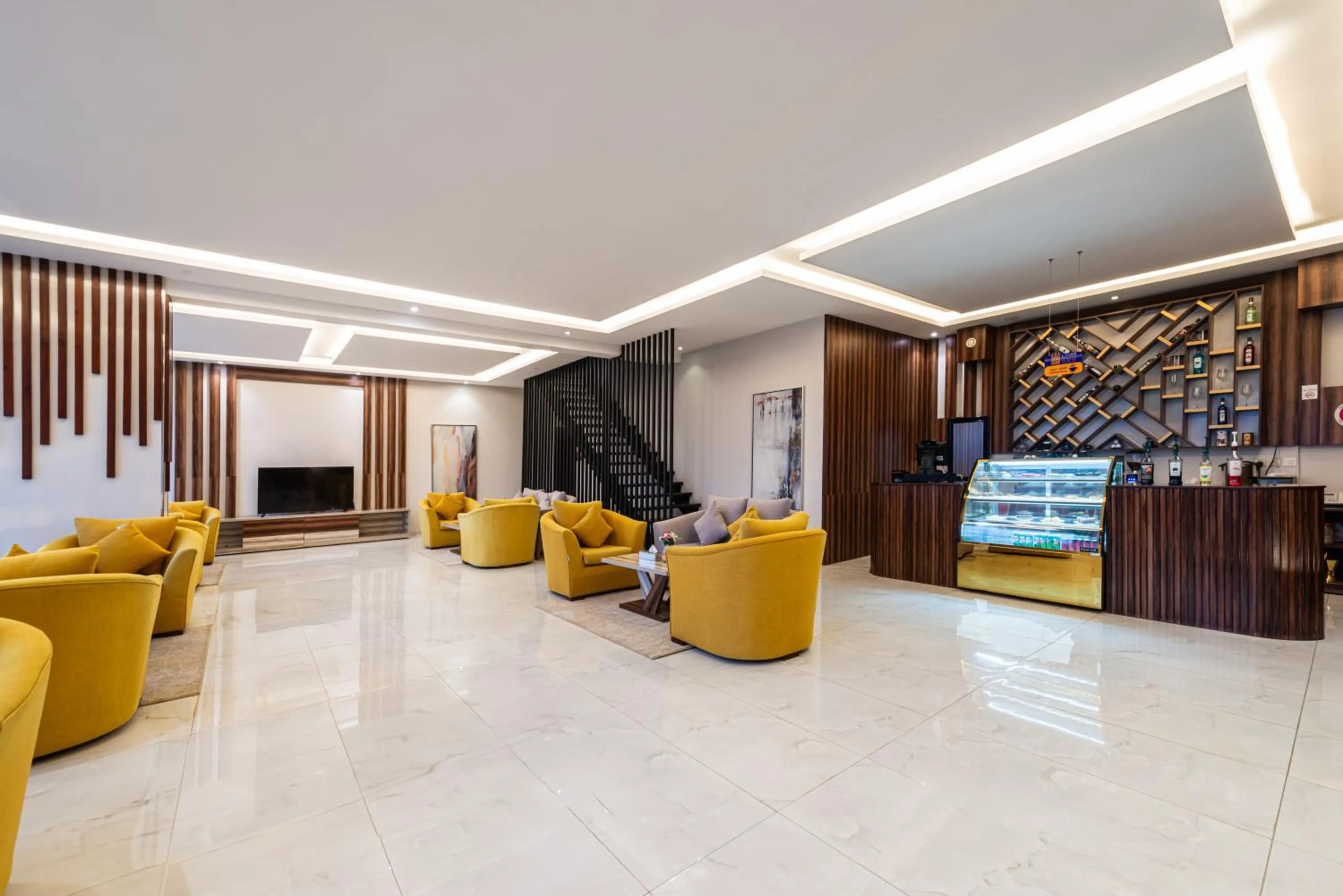 Lobby or reception in The Palaces Hotel Suites - Wadeen