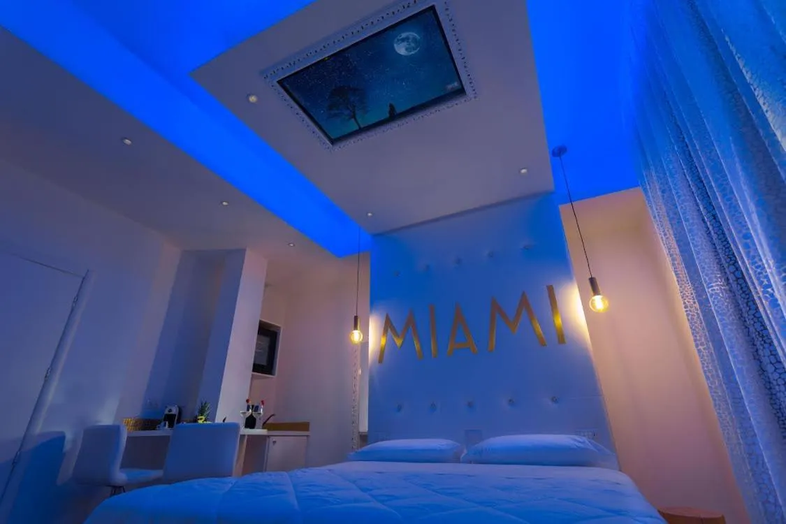 Bed in Miami Suite