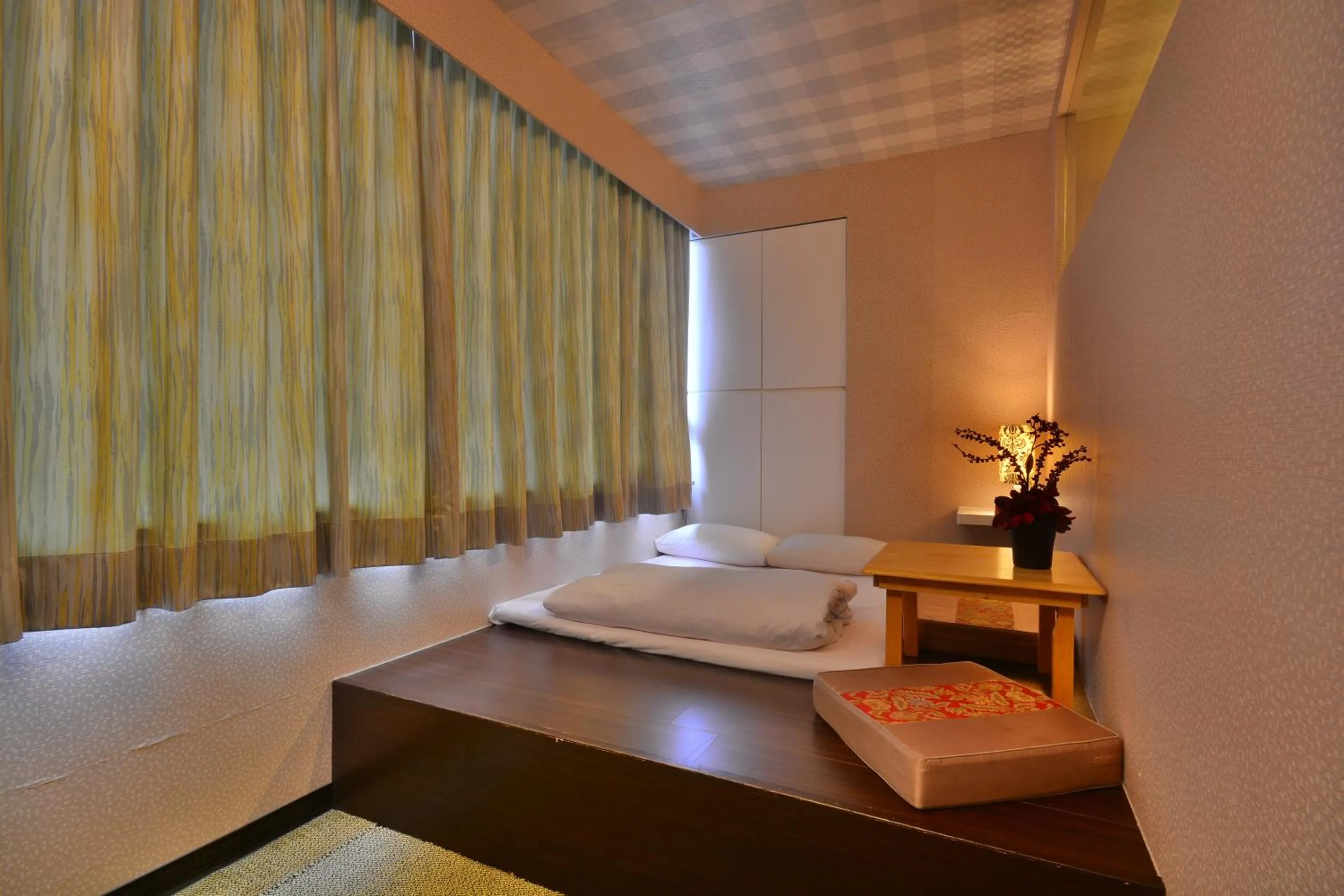 Bedroom, Bed in Courier Station