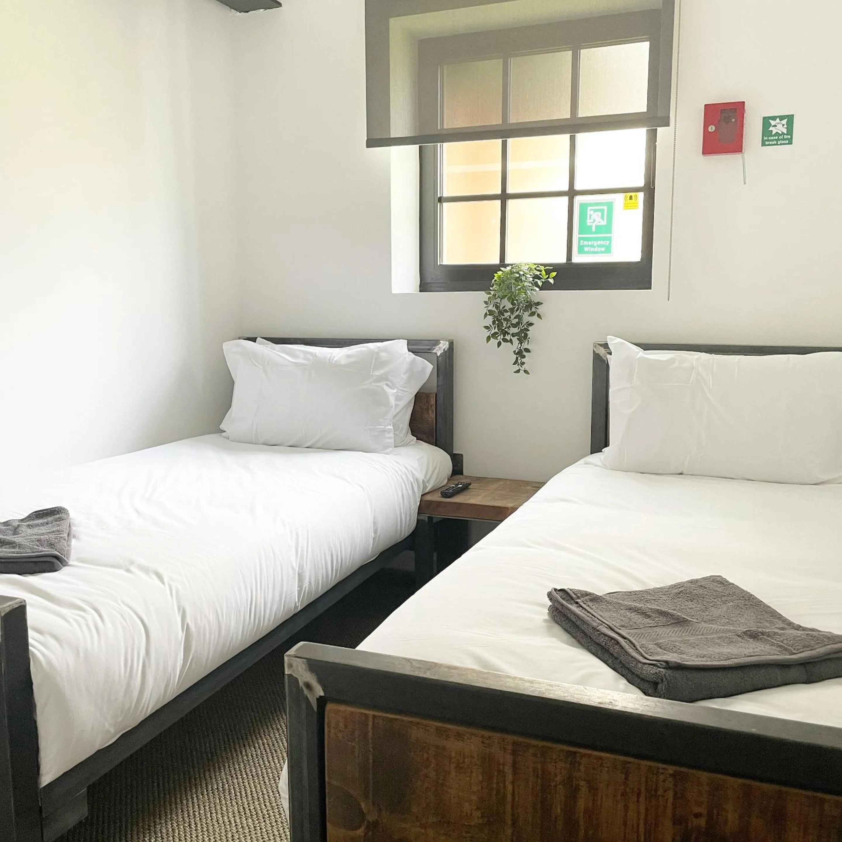 Bedroom, Bed in Booking Urban at Halstead