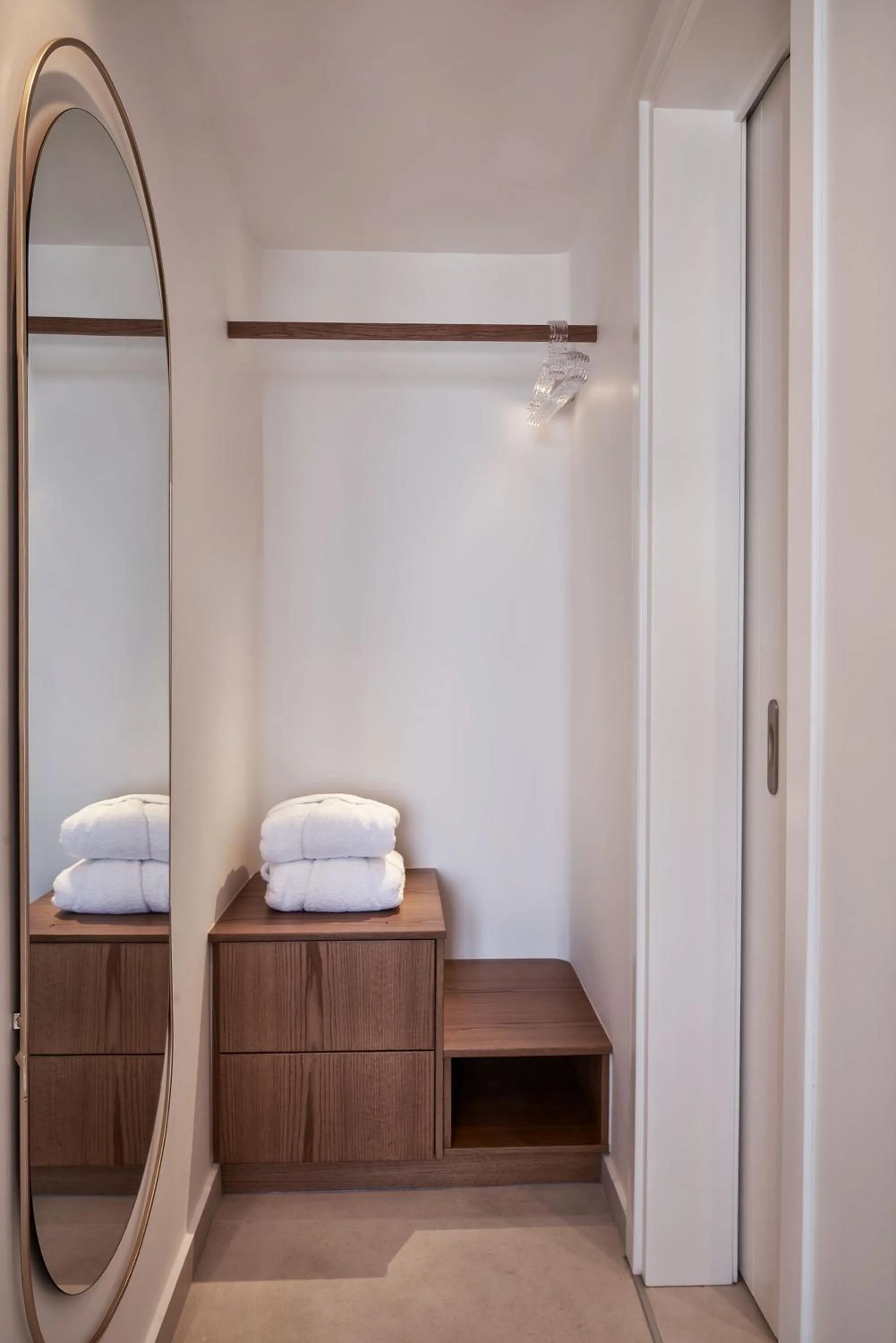 towels, Bed in Brilliance Suites