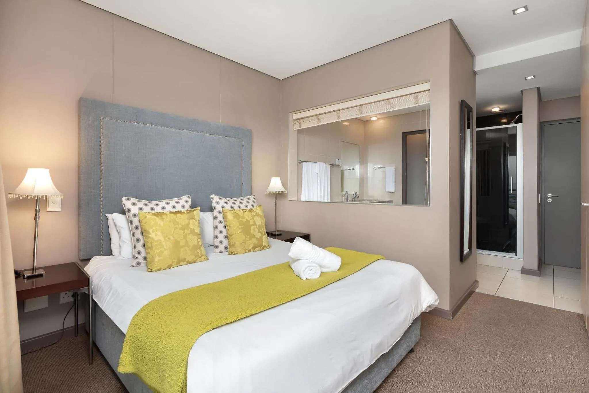 Bedroom, Bed in HarbourEdge Suites by Totalstay