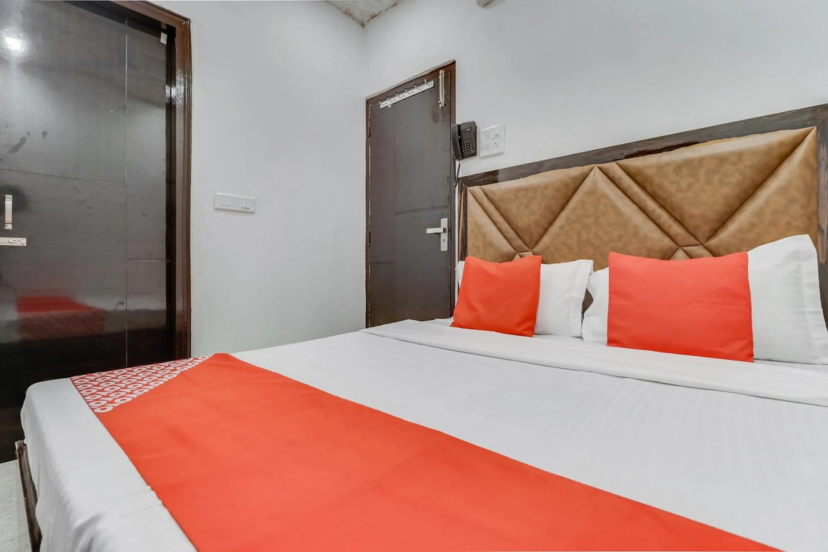 Bedroom, Bed in Hotel O Sun View