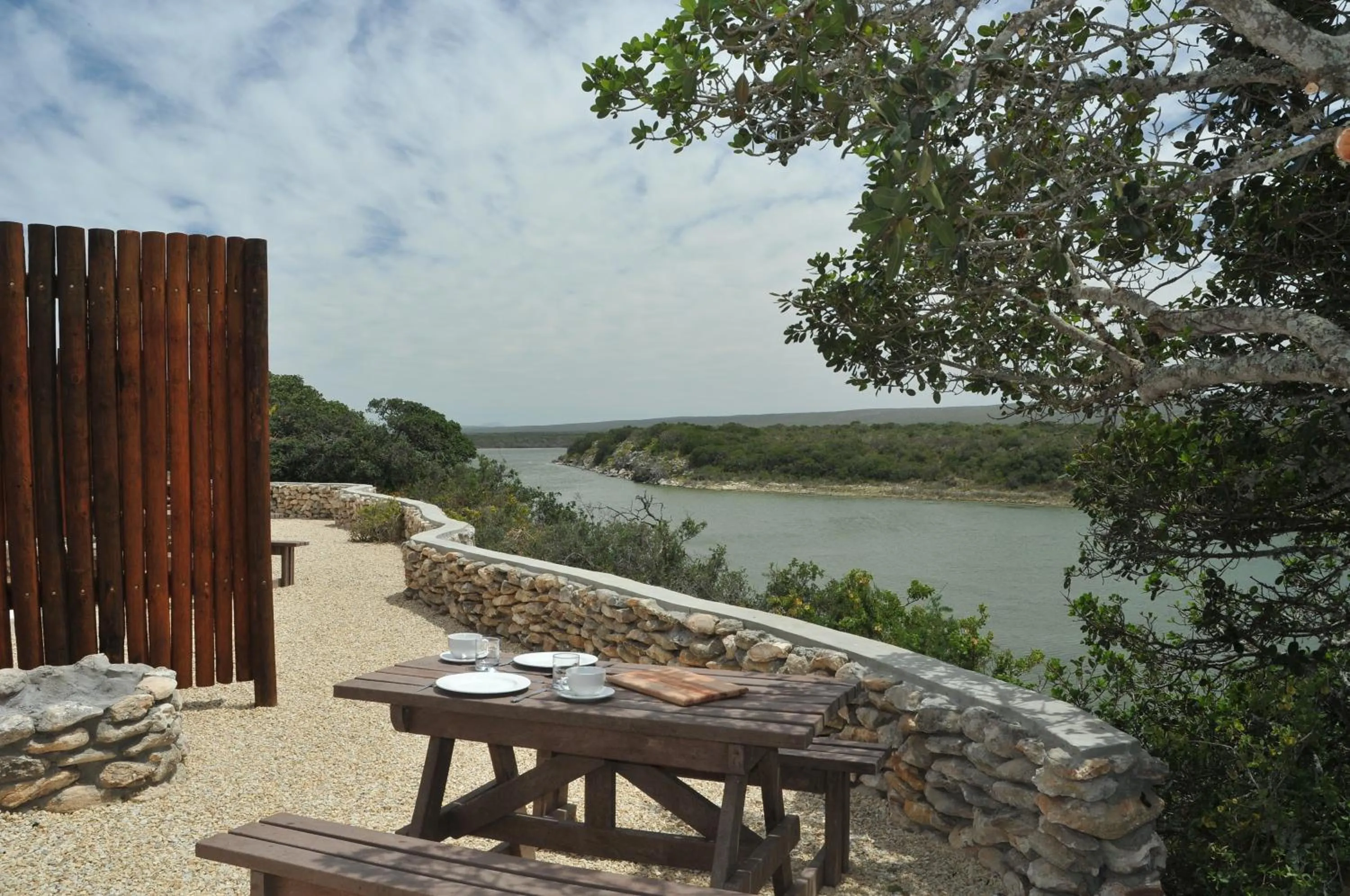 Dining area in De Hoop Collection - Campsite Rondawels
