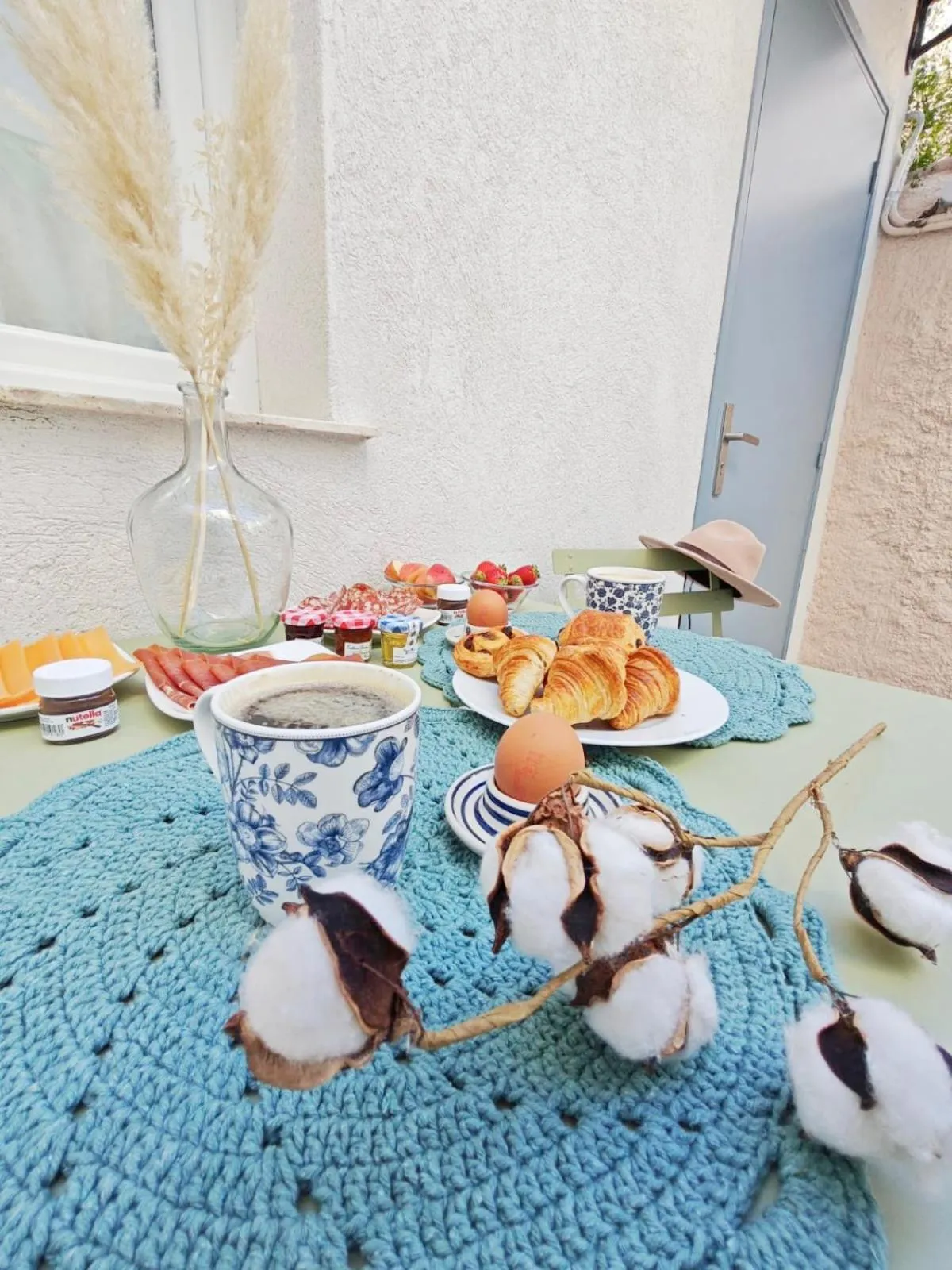 Breakfast in HOTEL DES CALANQUES