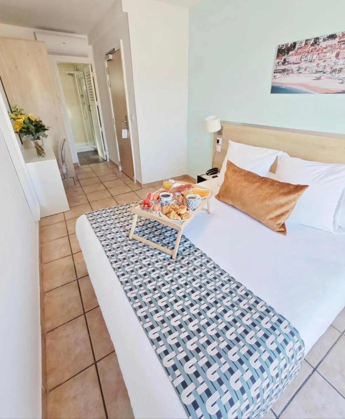 Bedroom, Bed in HOTEL DES CALANQUES