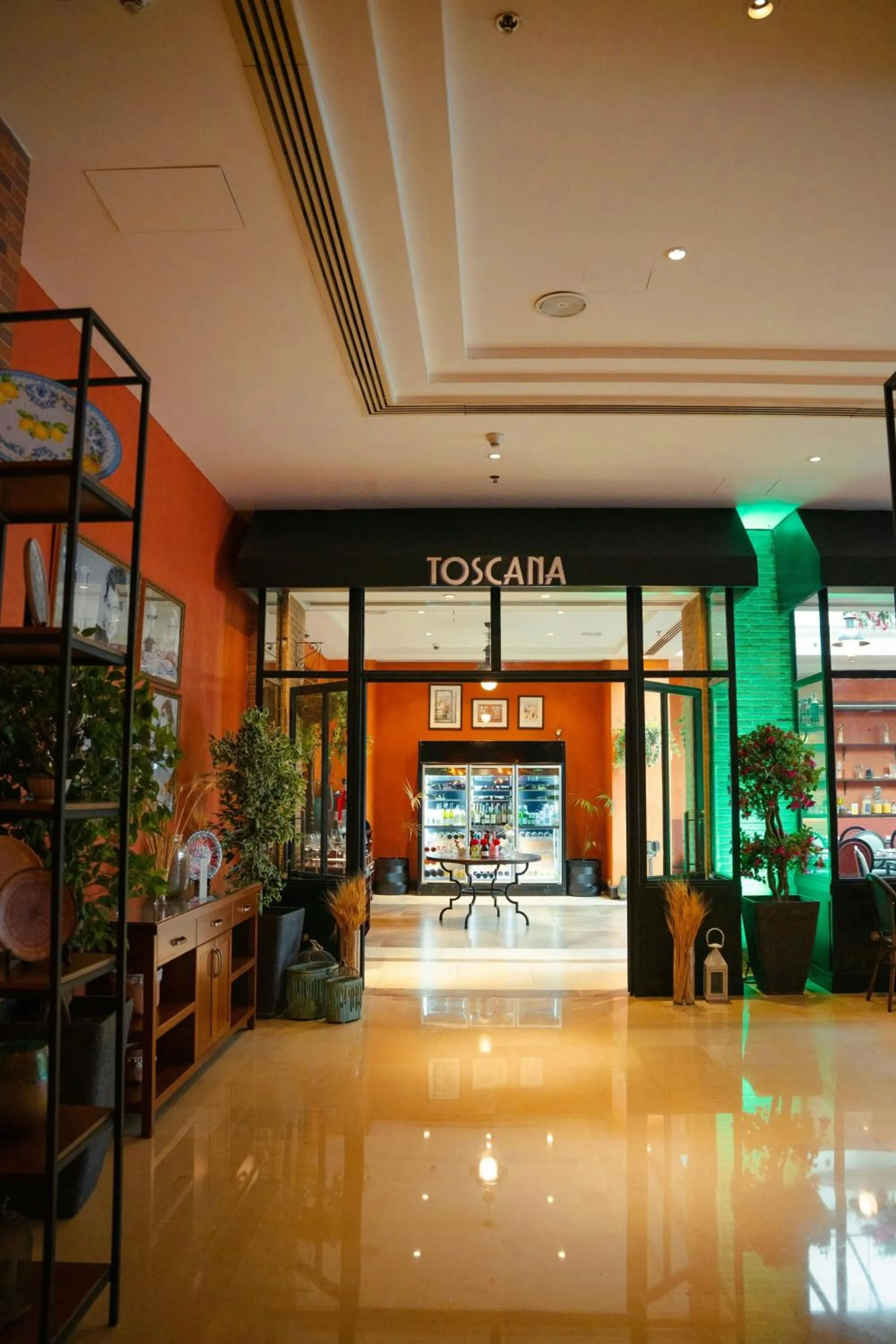 Restaurant/places to eat in Sheraton Amman Al Nabil Hotel