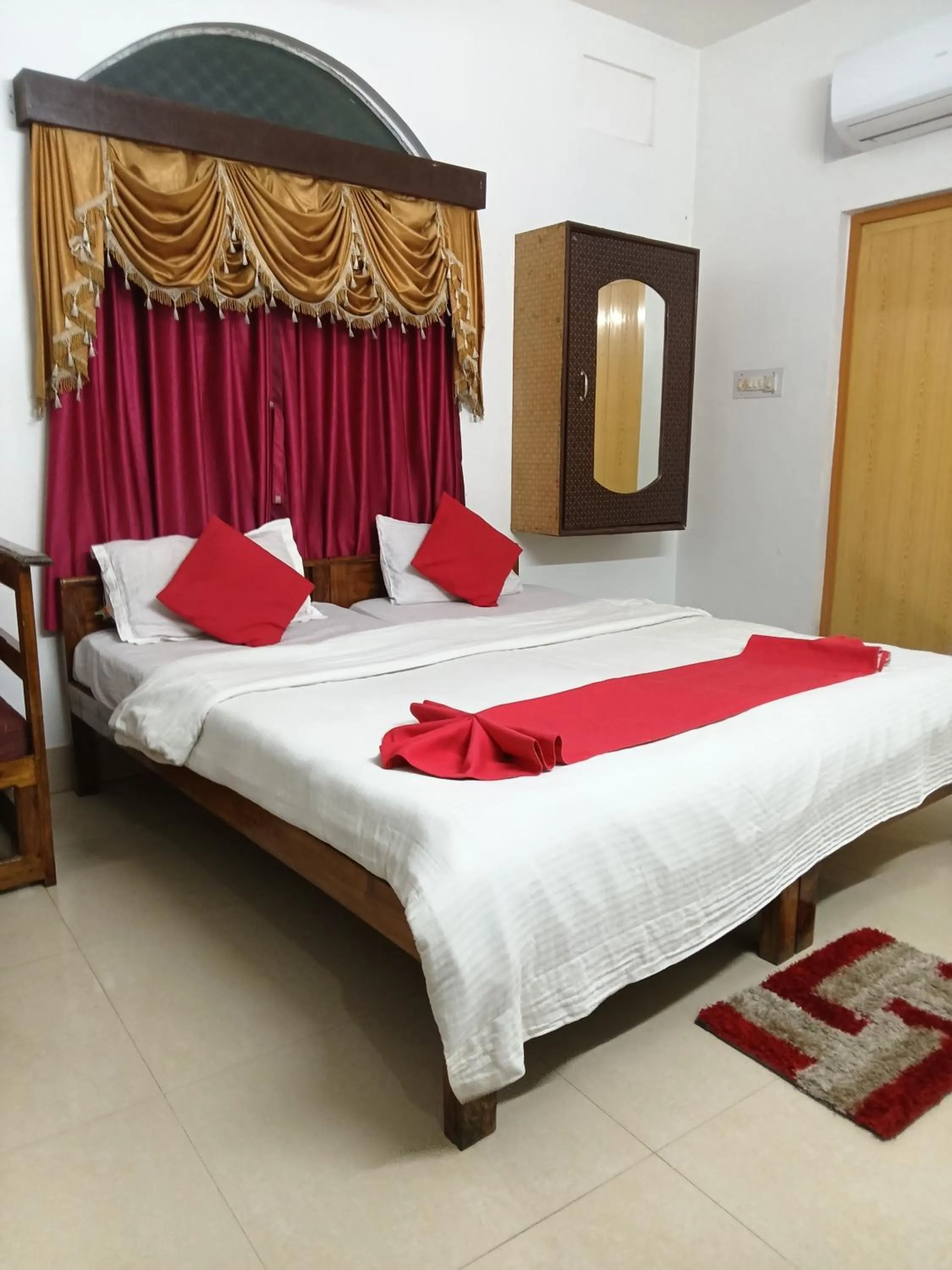 Bed in Laxmi Narayan Residency