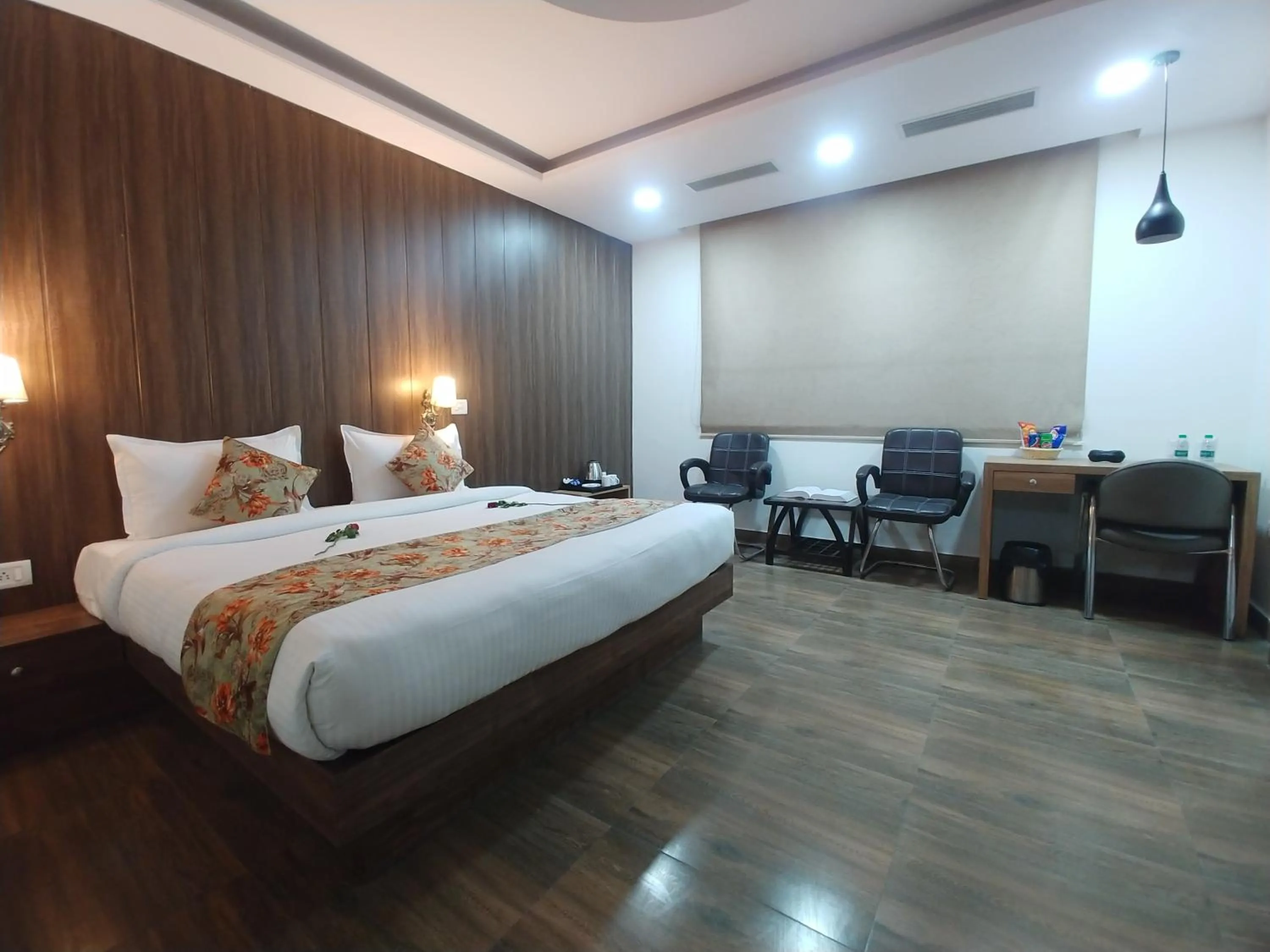 Bedroom, Bed in The Dwelling Paradise