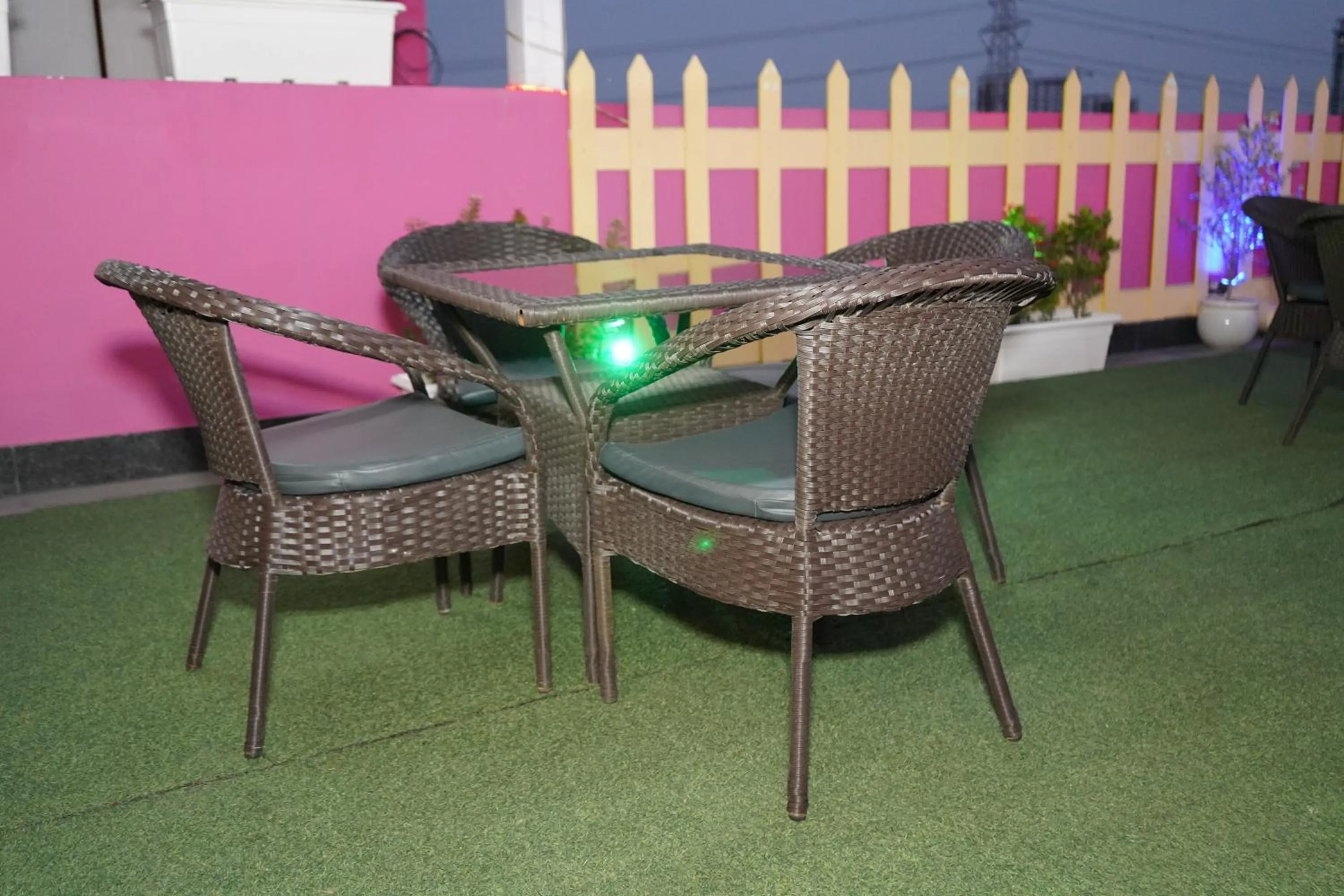 Restaurant/places to eat in The Dwelling Paradise