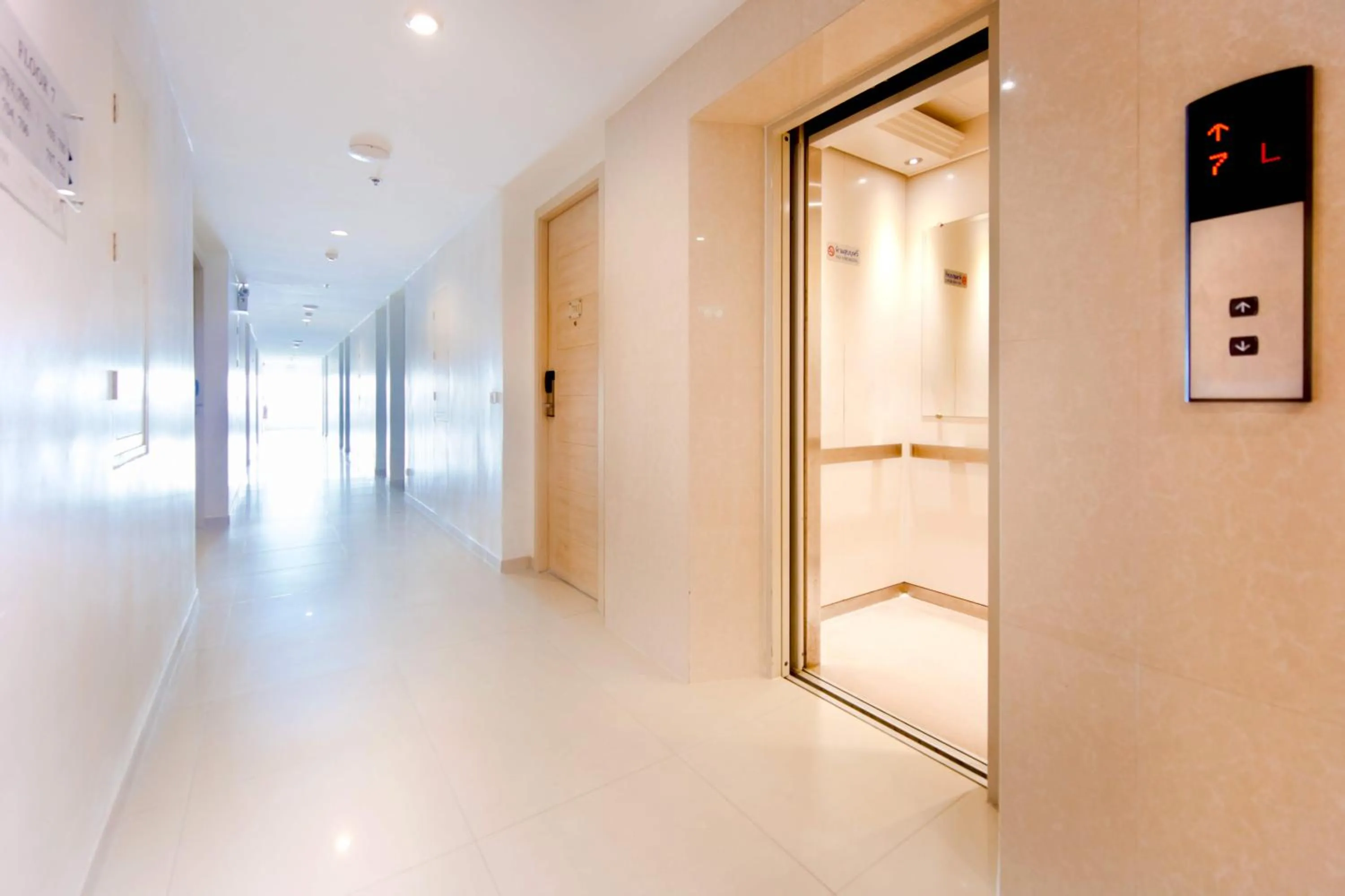 Property building in Mirage Express Patong Phuket Hotel