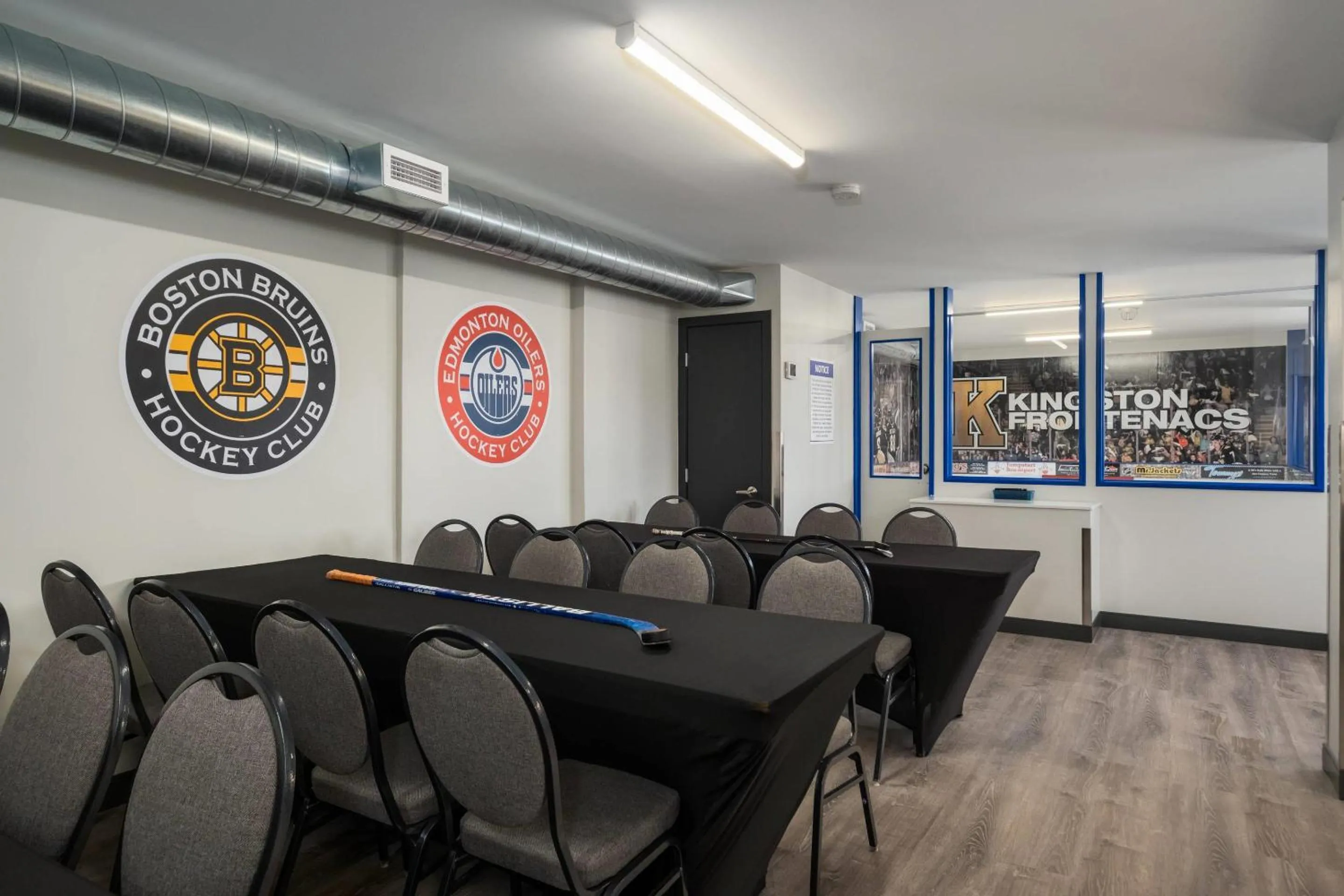 Meeting/conference room in Quality Inn & Conference Centre Kingston Central