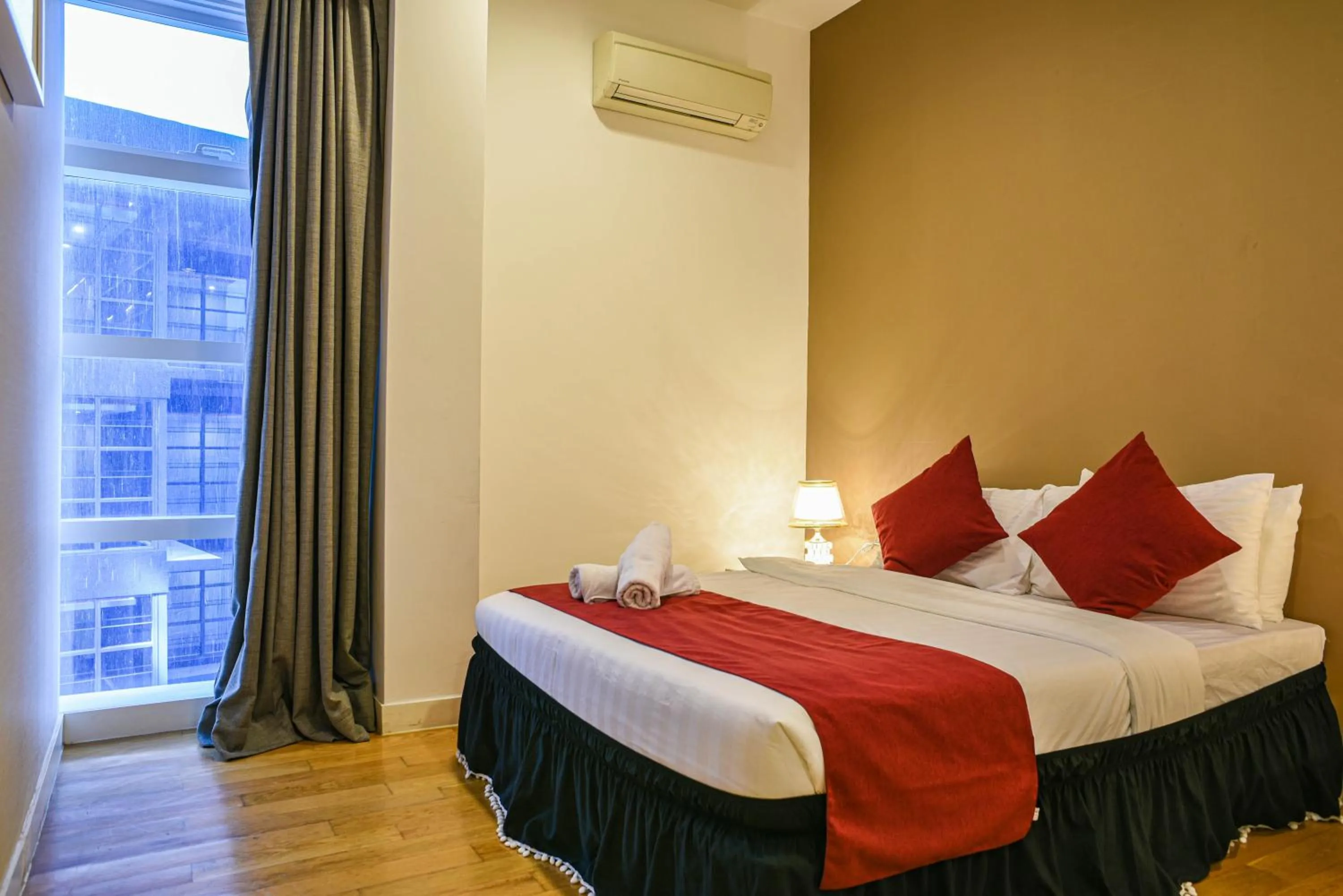 Bedroom, Bed in Flixses Suites at Platinum KLCC