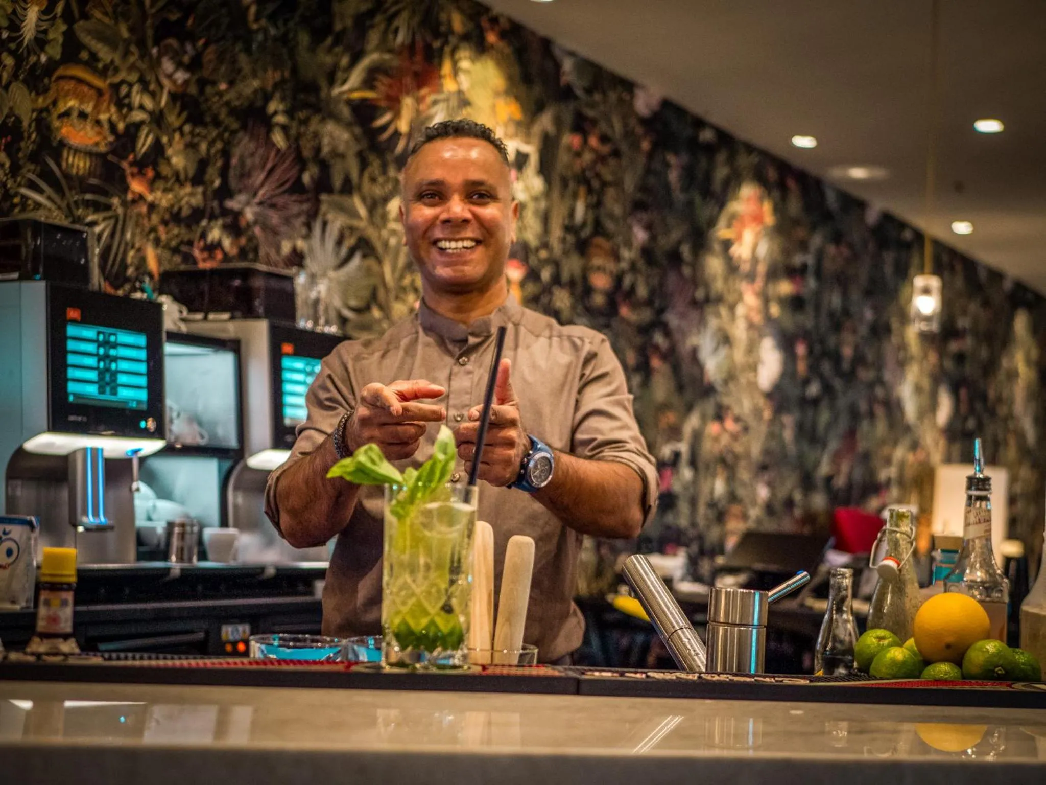 Lounge or bar in Seedamm Plaza