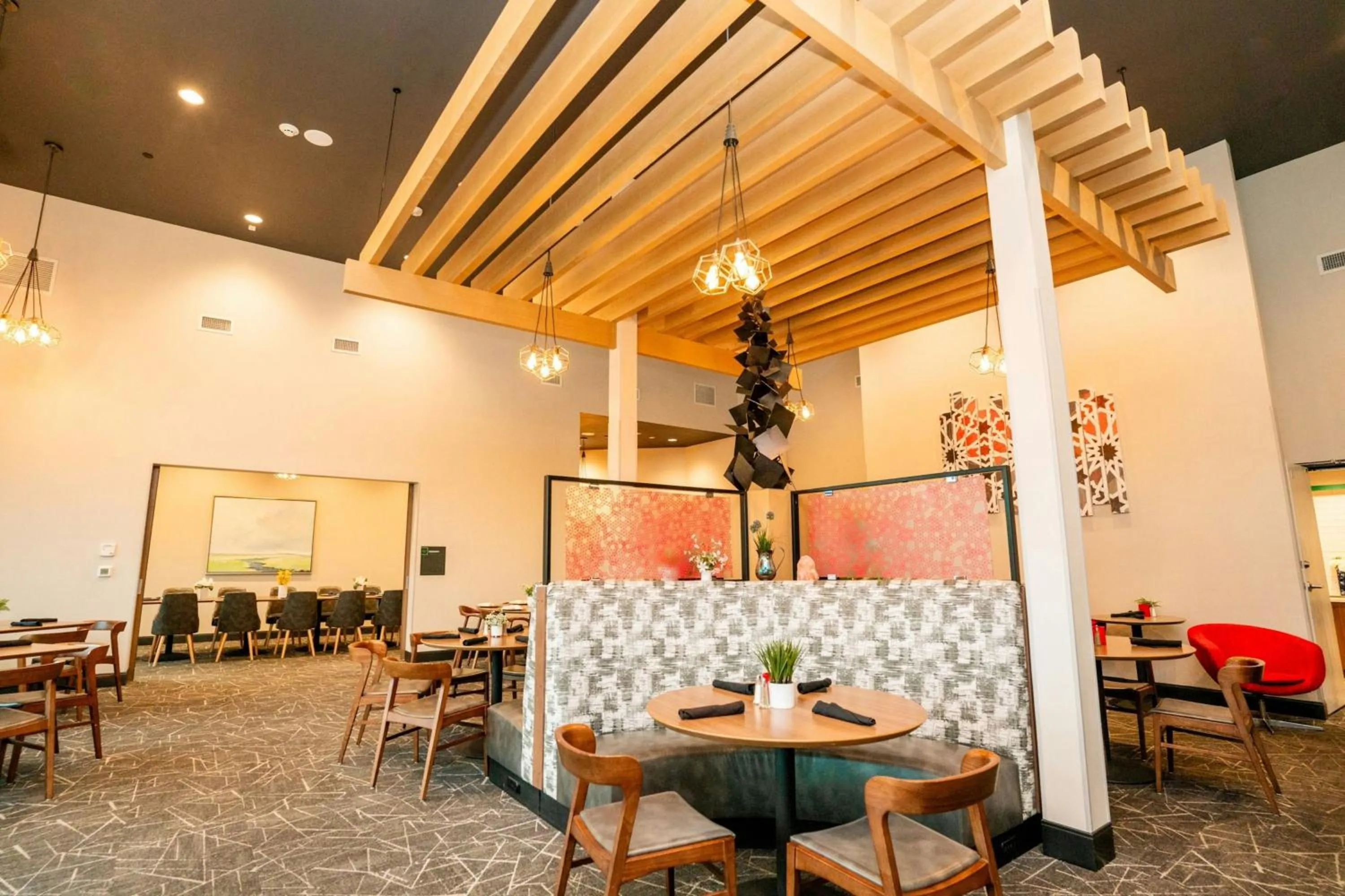 Restaurant/places to eat in Holiday Inn & Suites Atlanta Perimeter Dunwoody, an IHG Hotel