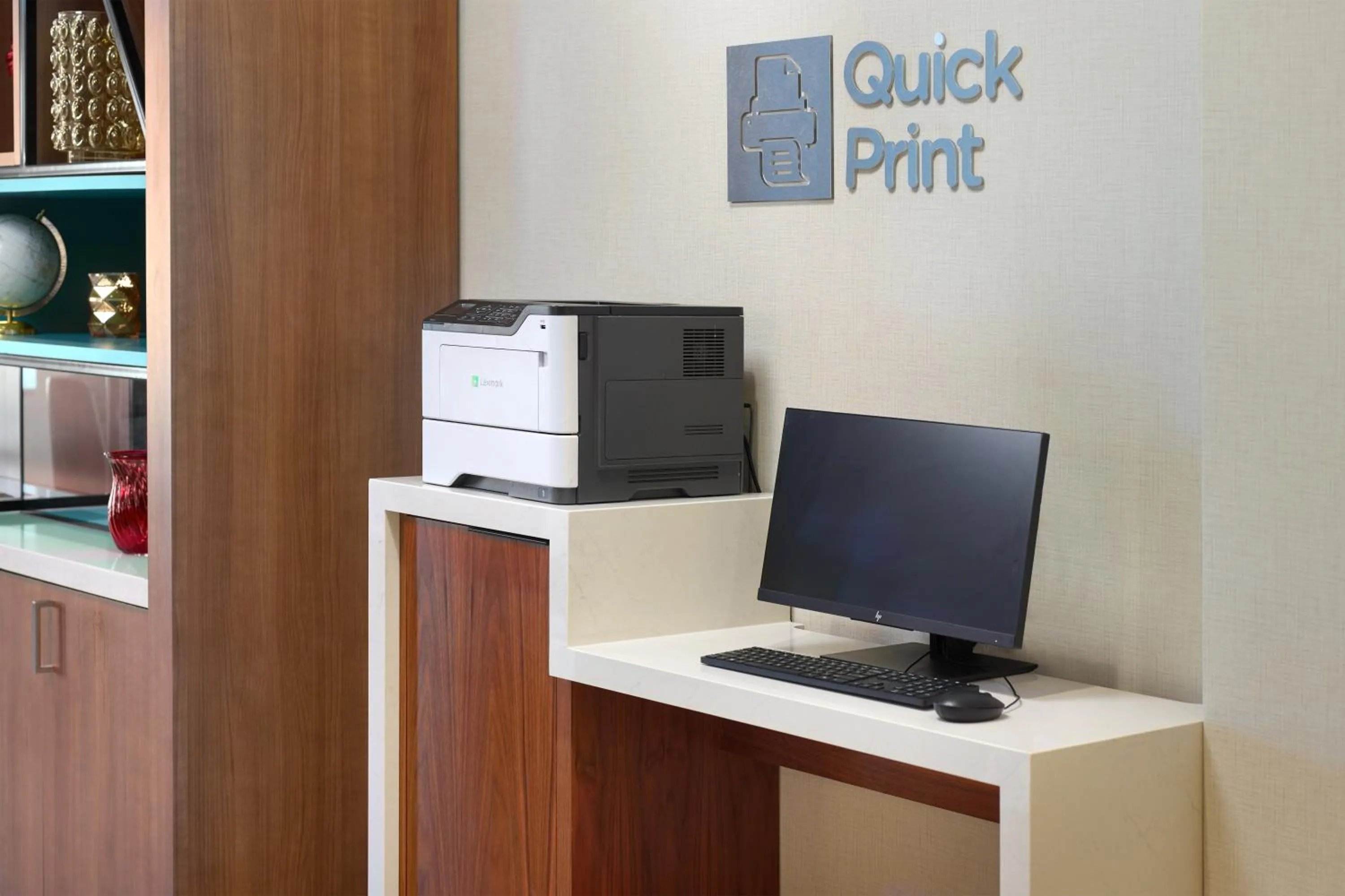 Business facilities in Courtyard by Marriott Atlanta Dunwoody