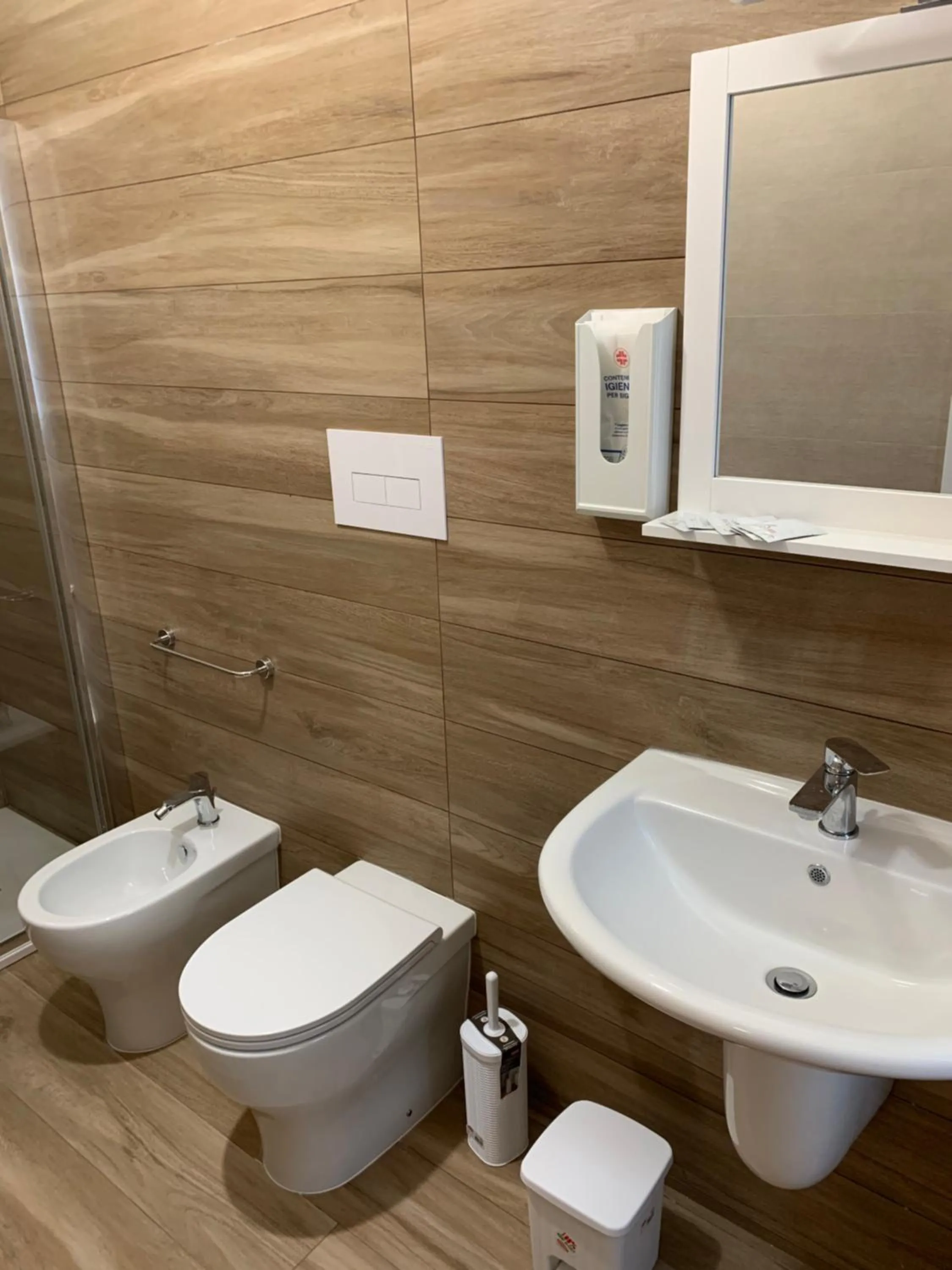 B&B Piano Romano -con parcheggio privato gratuito-