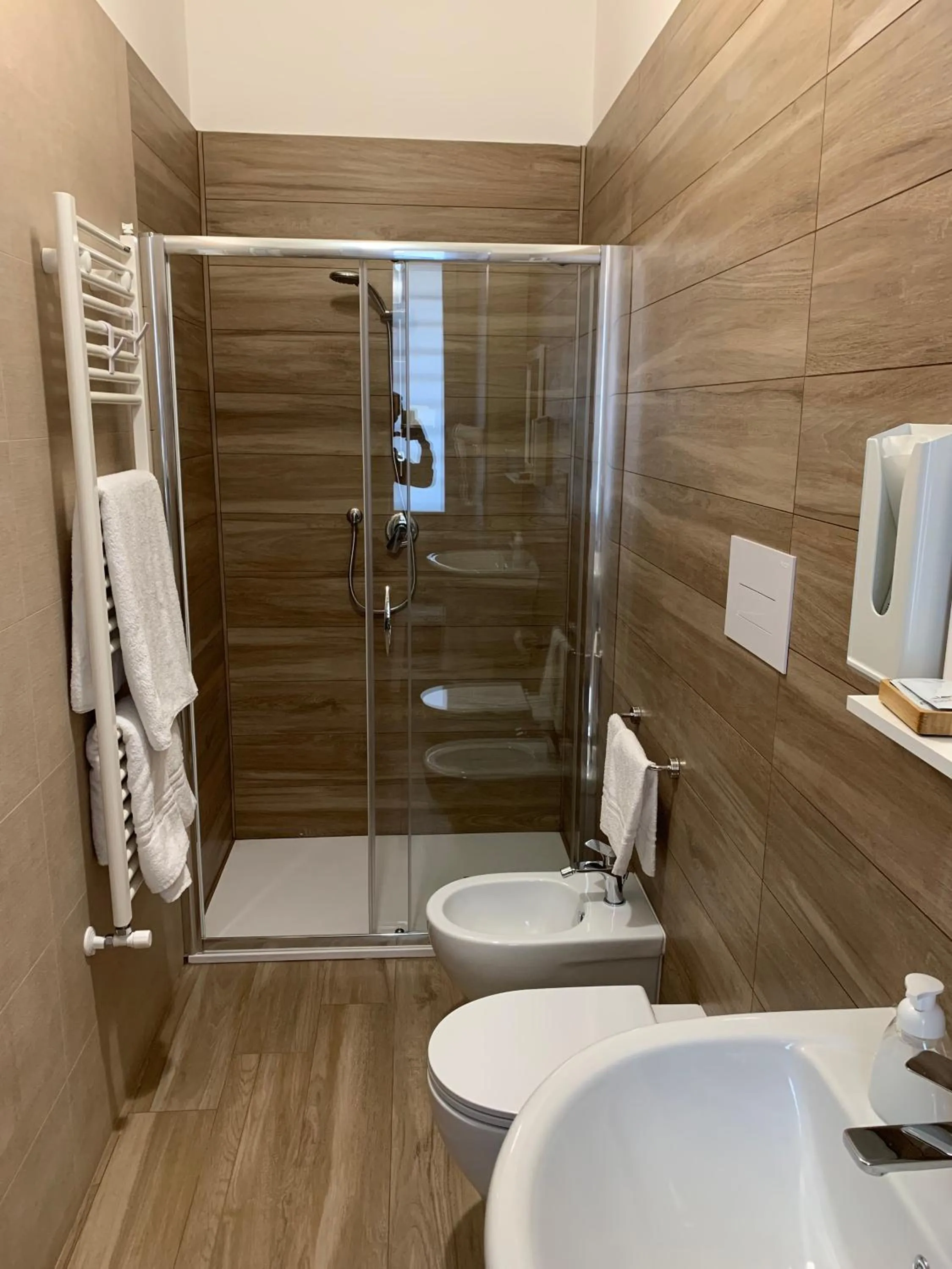 B&B Piano Romano -con parcheggio privato gratuito-