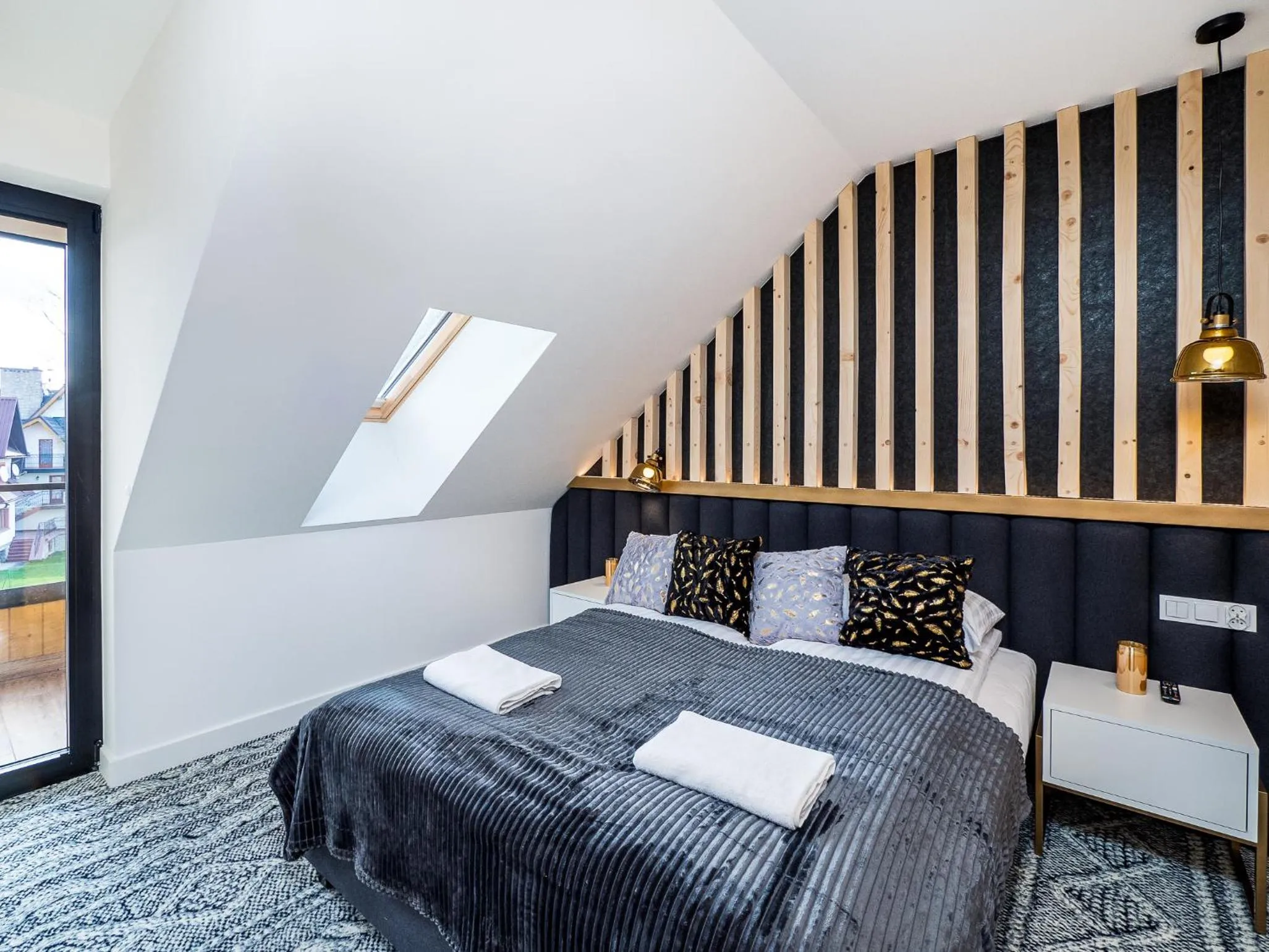 Bathroom, Bed in Aparthotel Góralski Spa 2