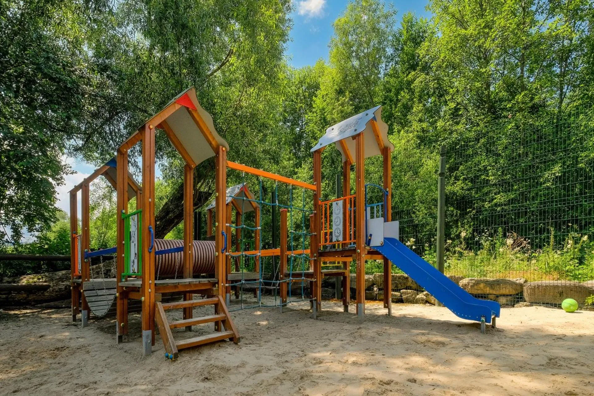 Children play ground in Aparthotel Góralski Spa 2