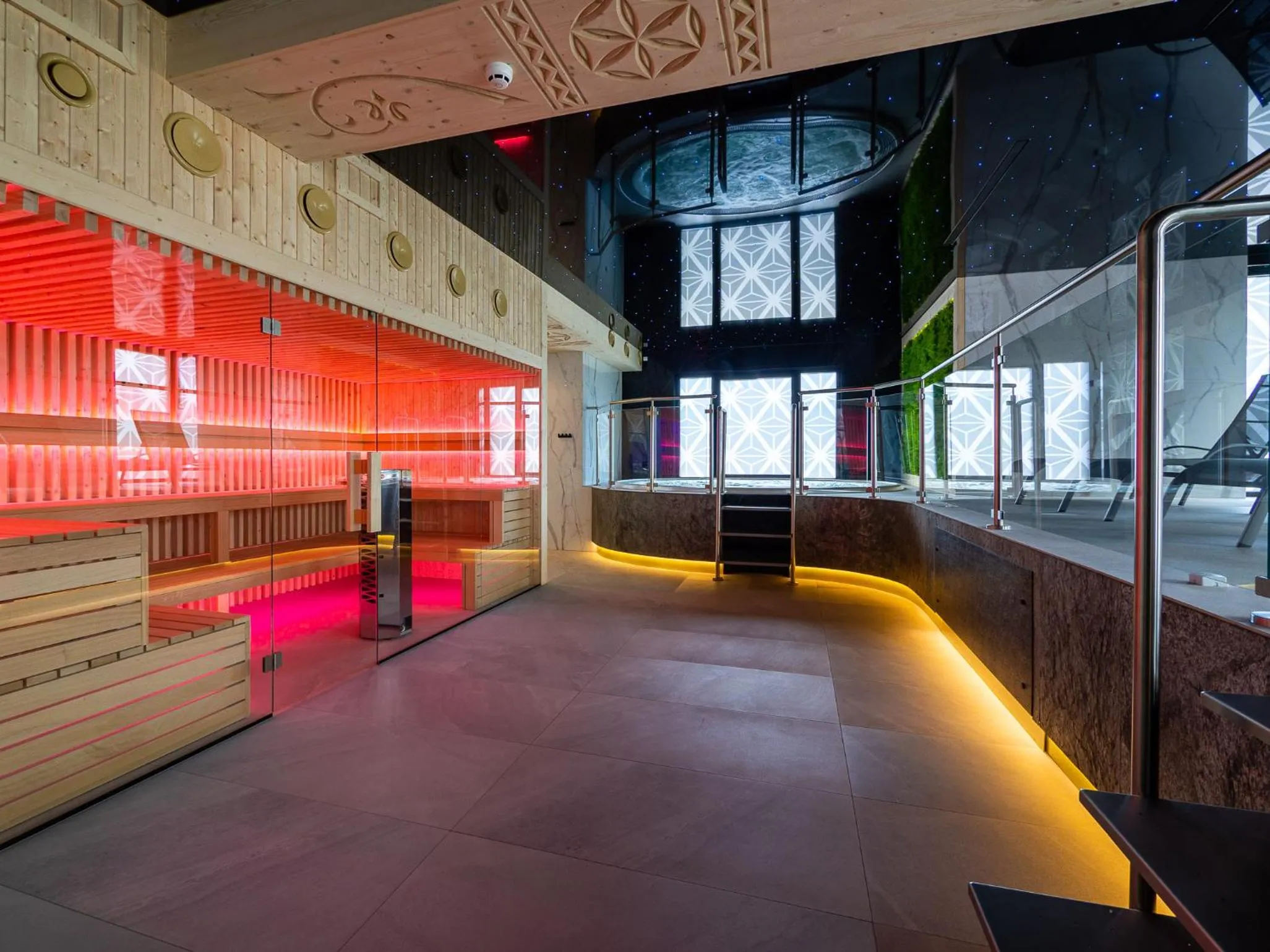 Hot Tub in Aparthotel Góralski Spa 2