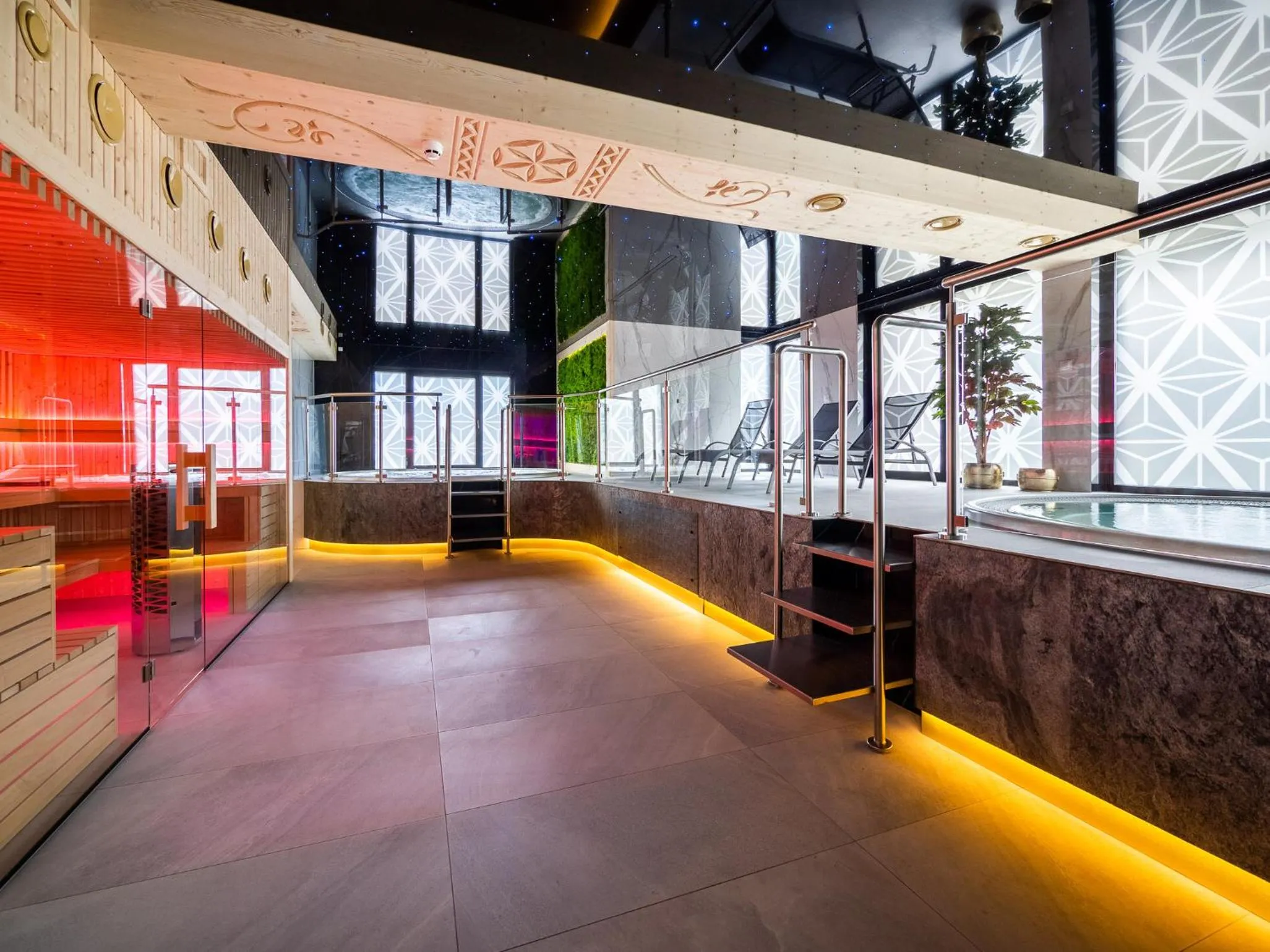 Hot Tub in Aparthotel Góralski Spa 2