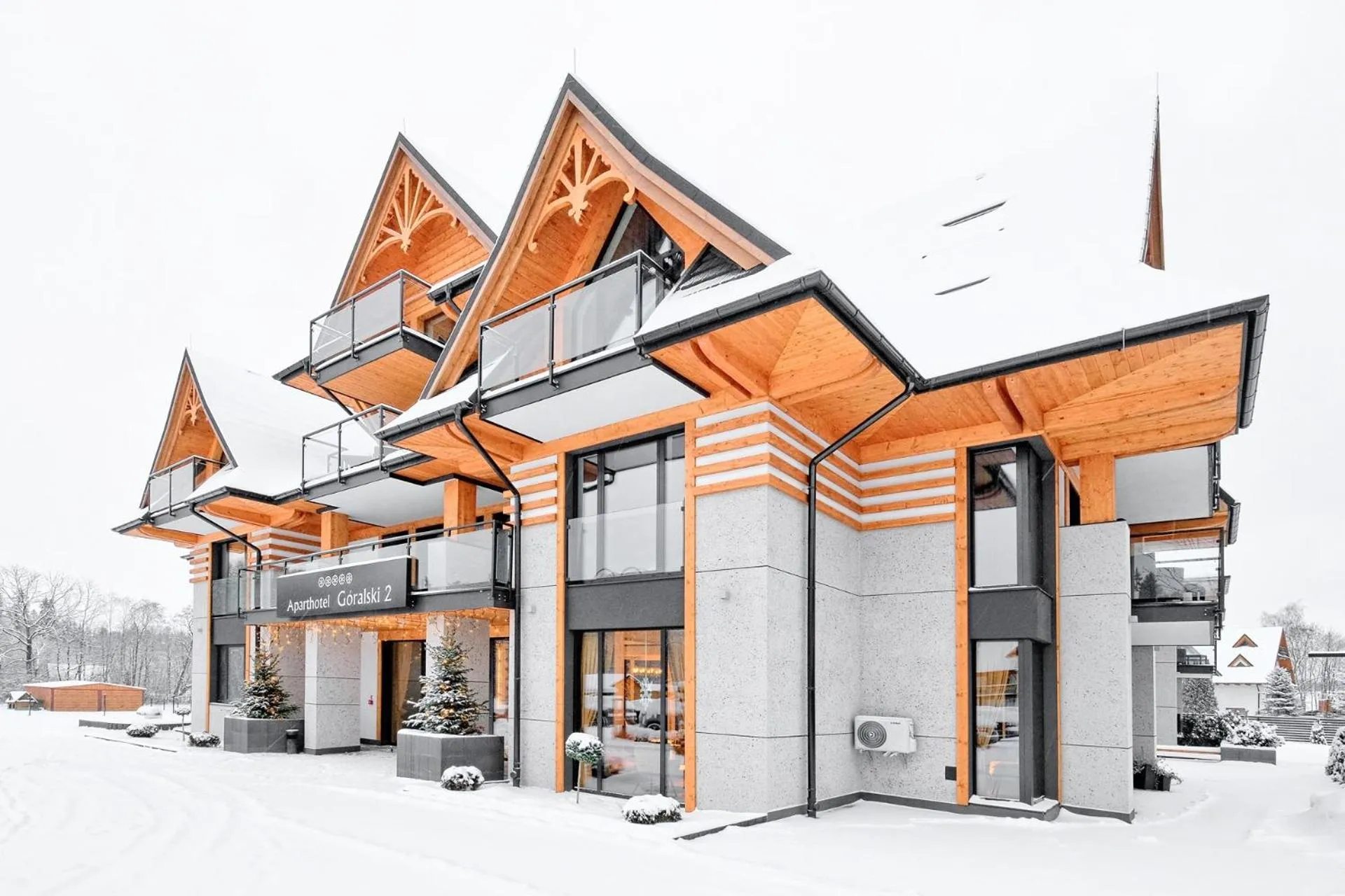 Property building in Aparthotel Góralski Spa 2