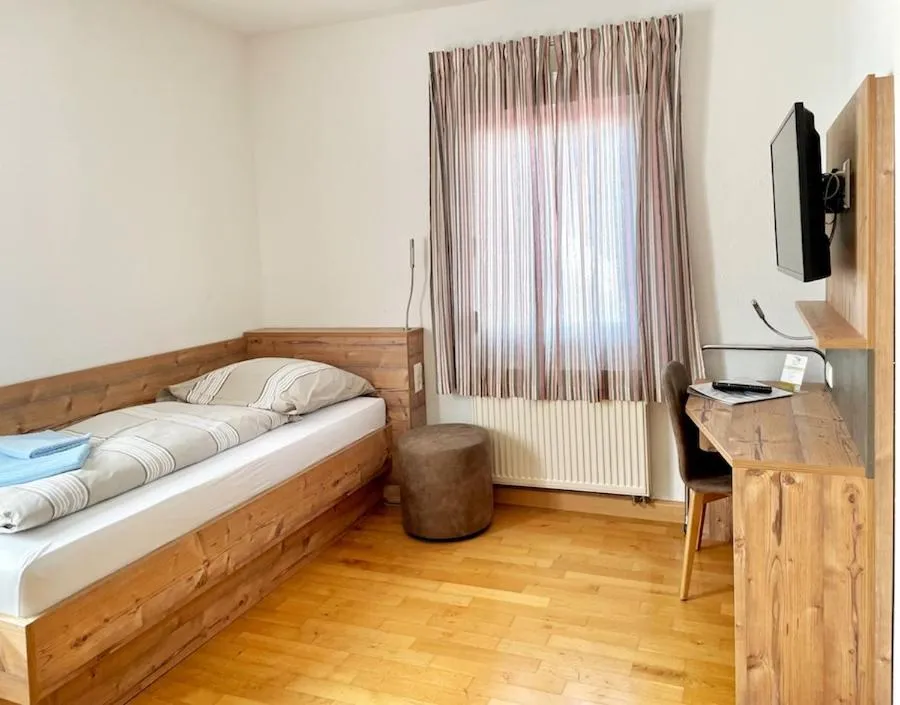 Bed in Gasthof Rebstock