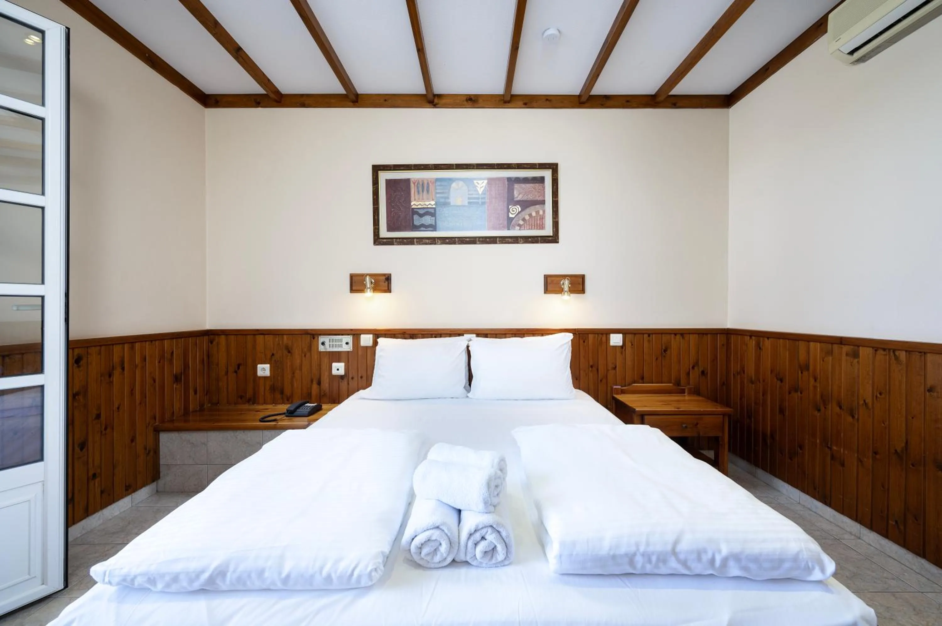 Bedroom, Bed in Palladium hotel