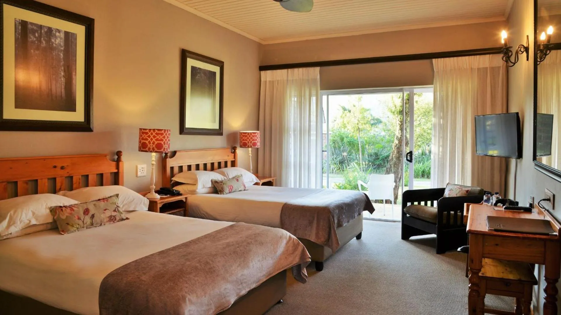 Bed in ANEW Resort Ingeli Forest Kokstad