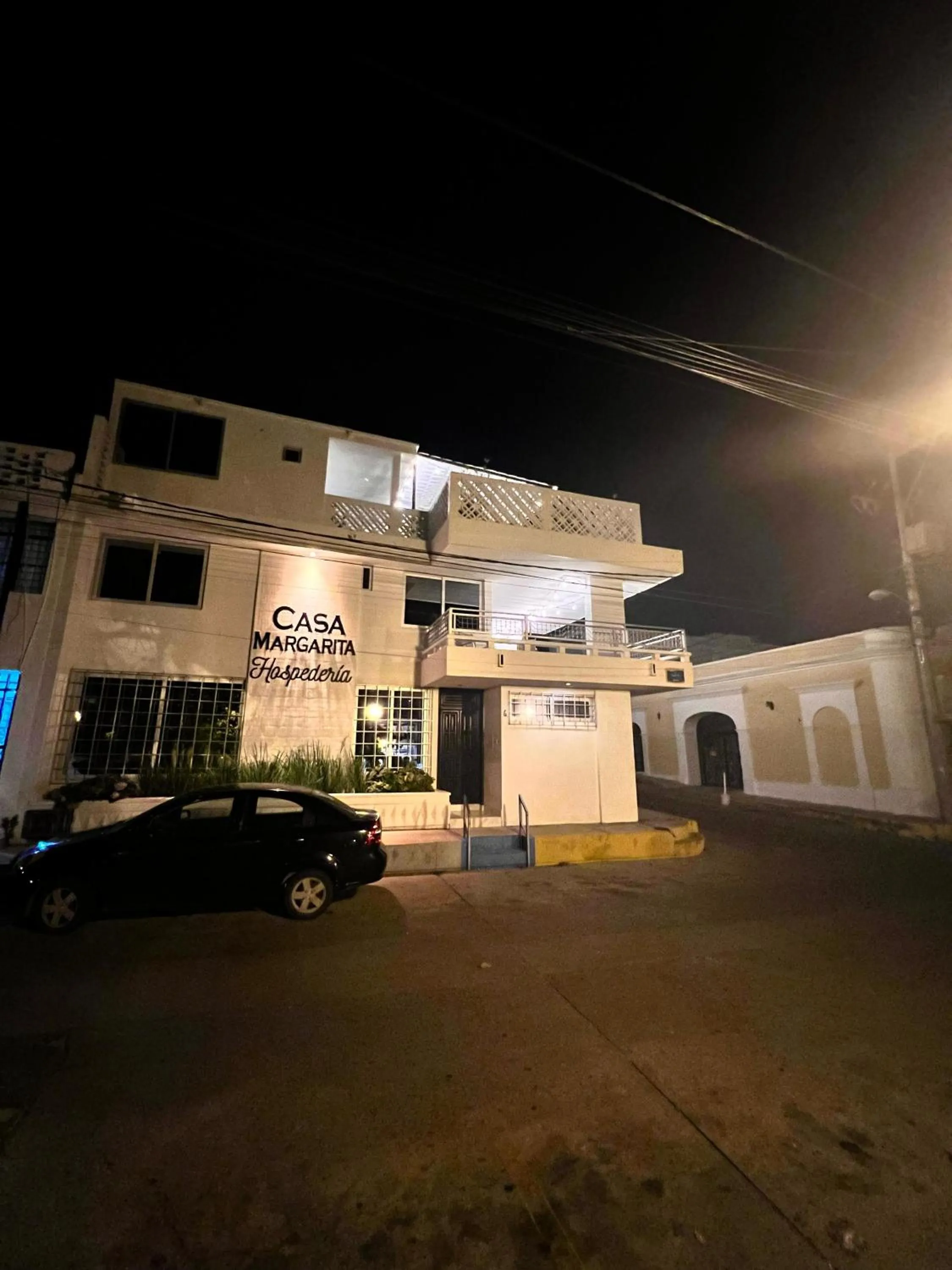 Property building in Hosteleria Casa Margarita