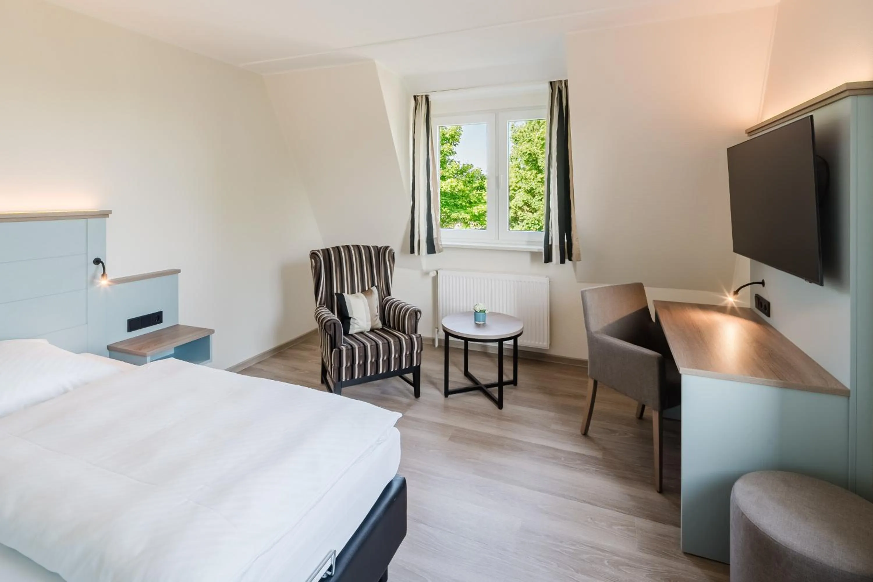 Photo of the whole room, Bed in Hotel an der Schlei Garni