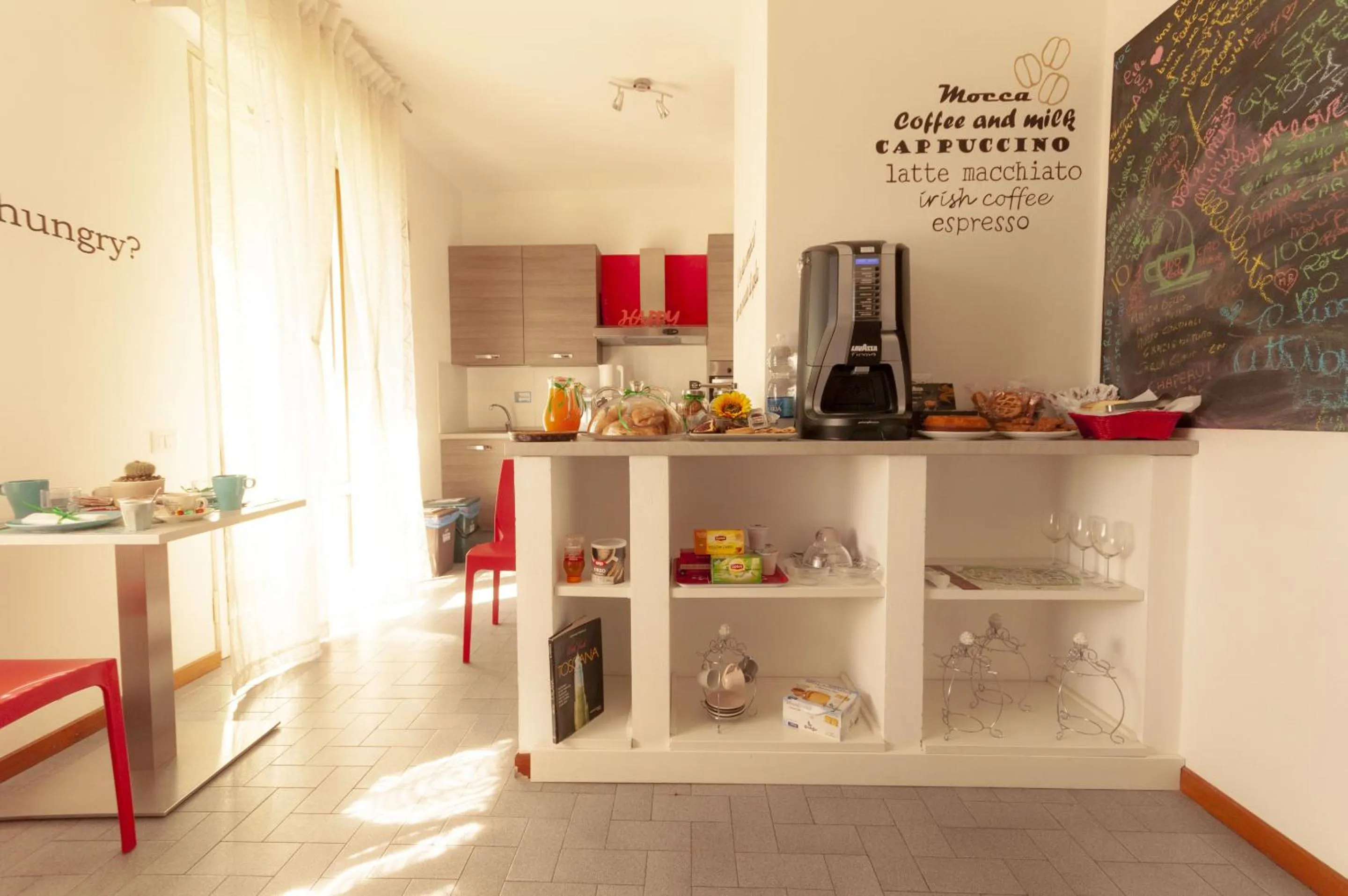 Dining area in B&B Cento Passi Dalle Mura