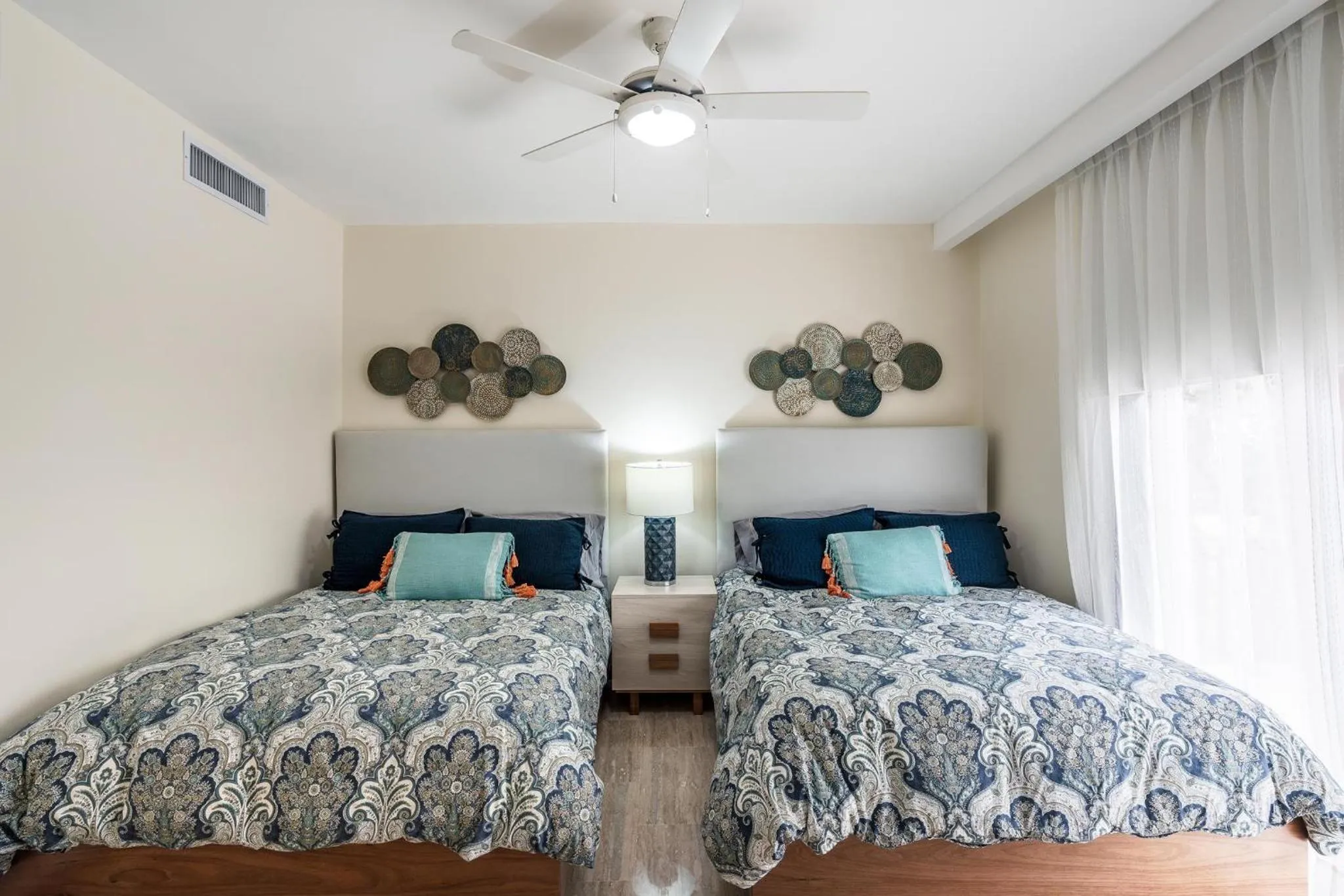 Bed in 3BR apartment with balcony in Portillo - Terrenas