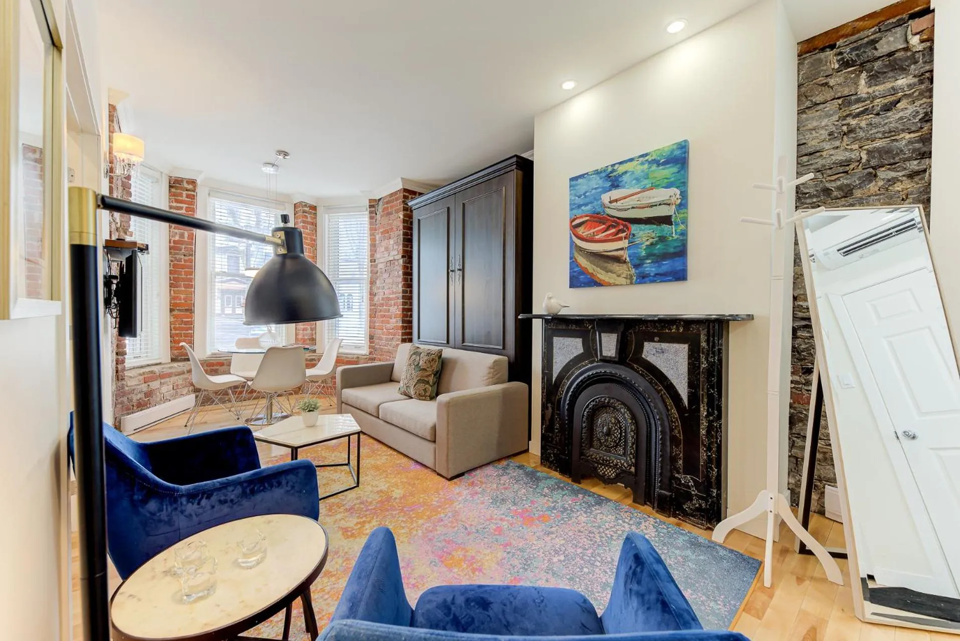 Living room in Le 555 Grande allée