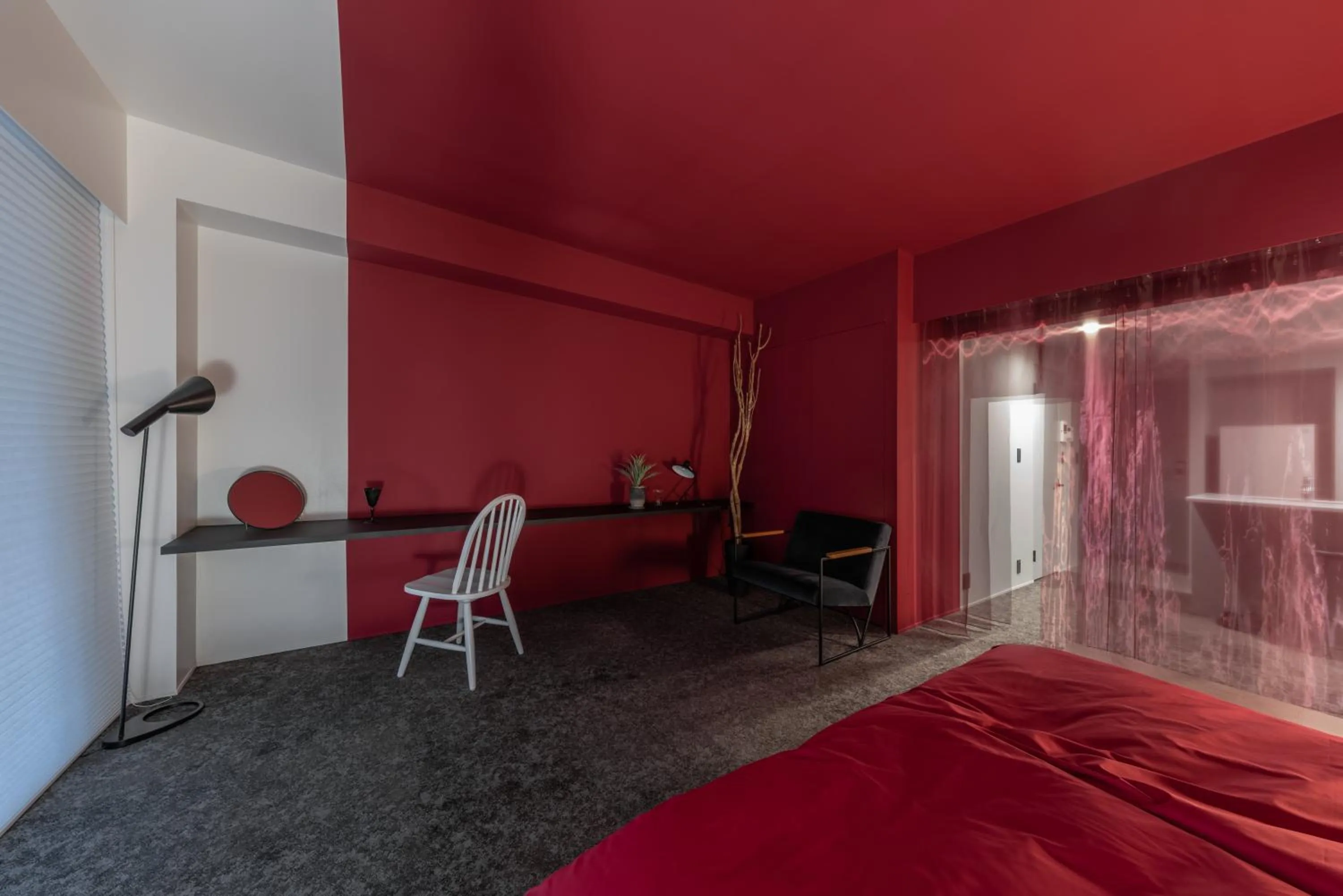 Bed in Seven Stories