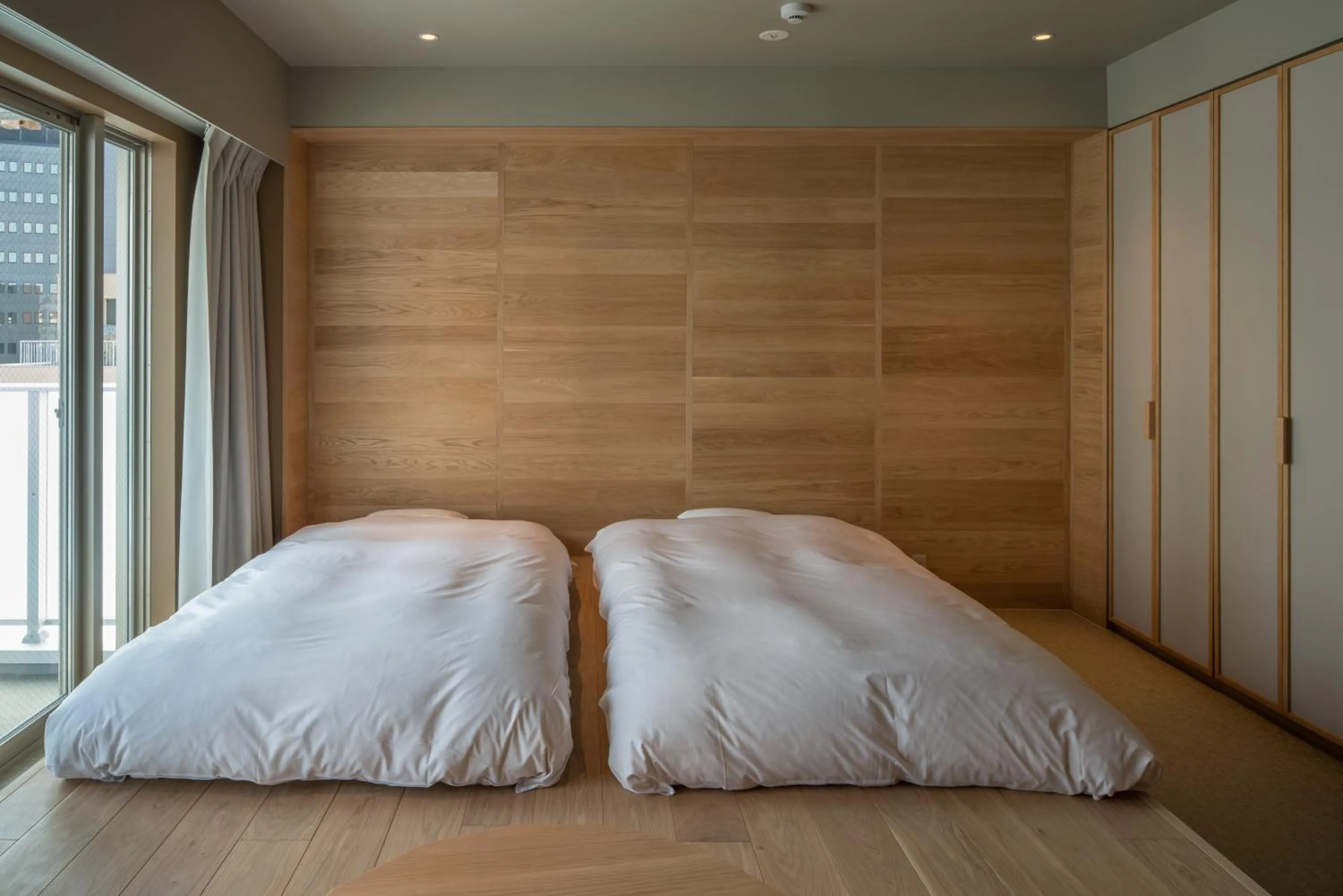 Bed in Seven Stories