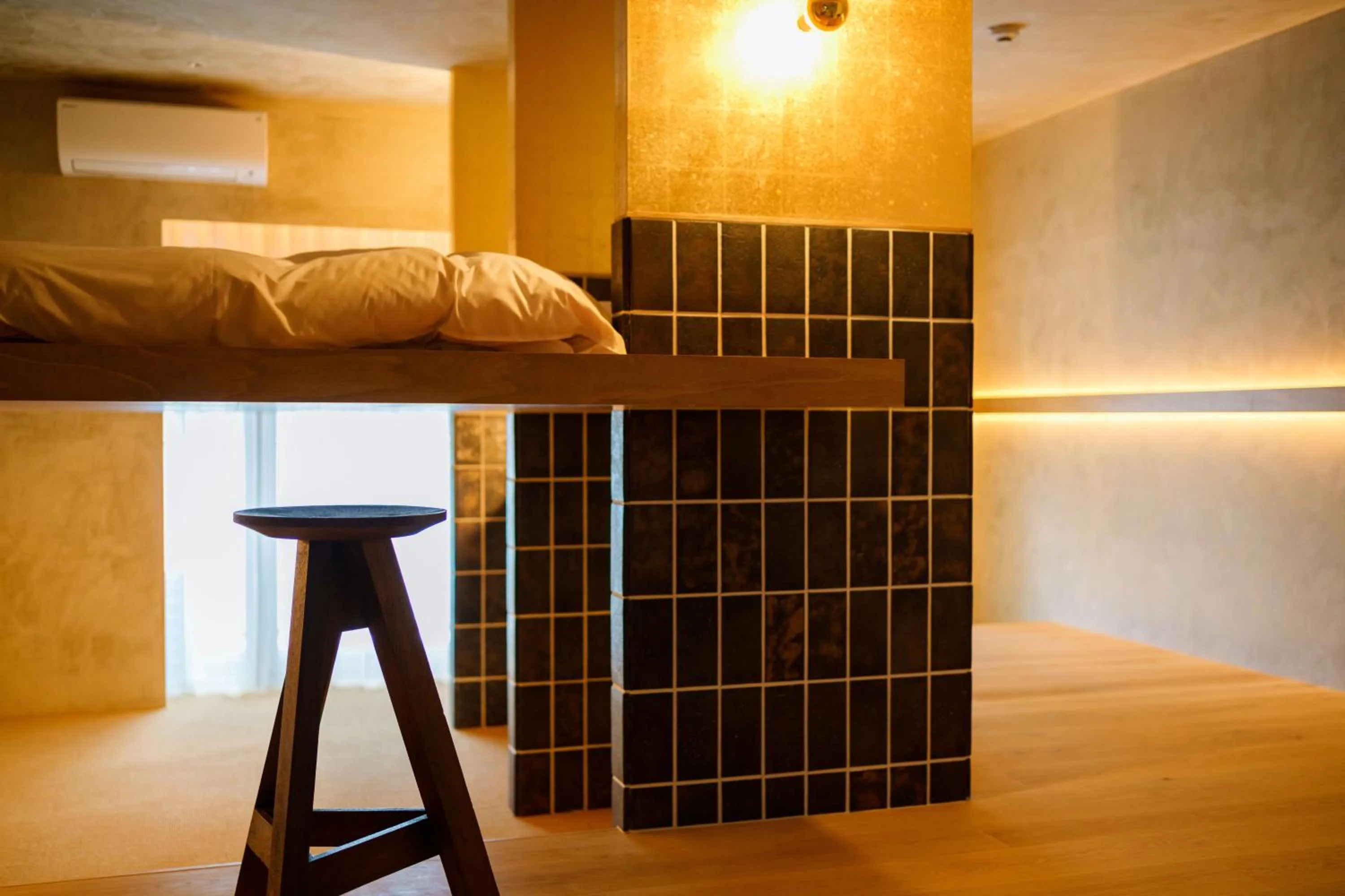 Bed in Seven Stories