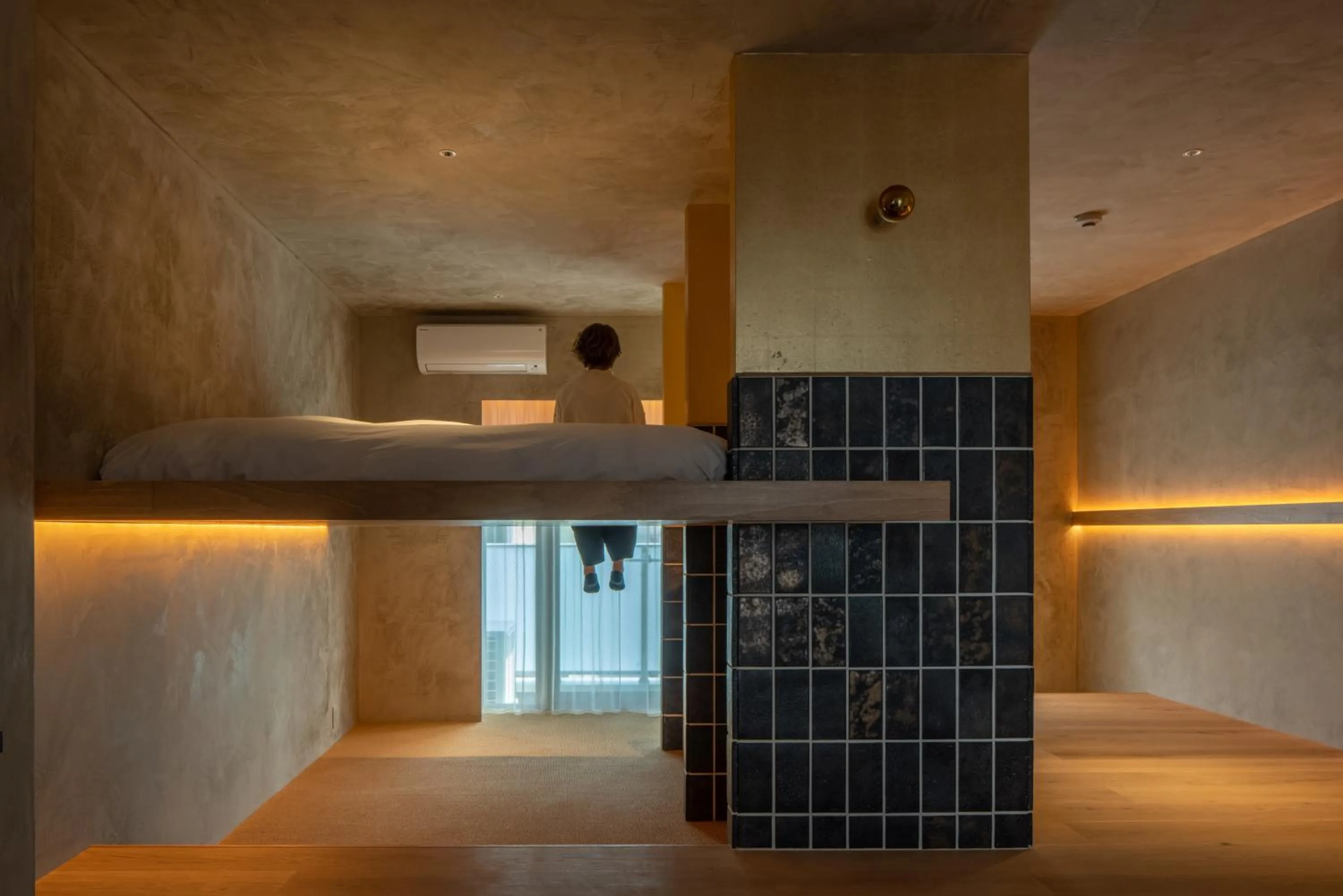 Bed in Seven Stories