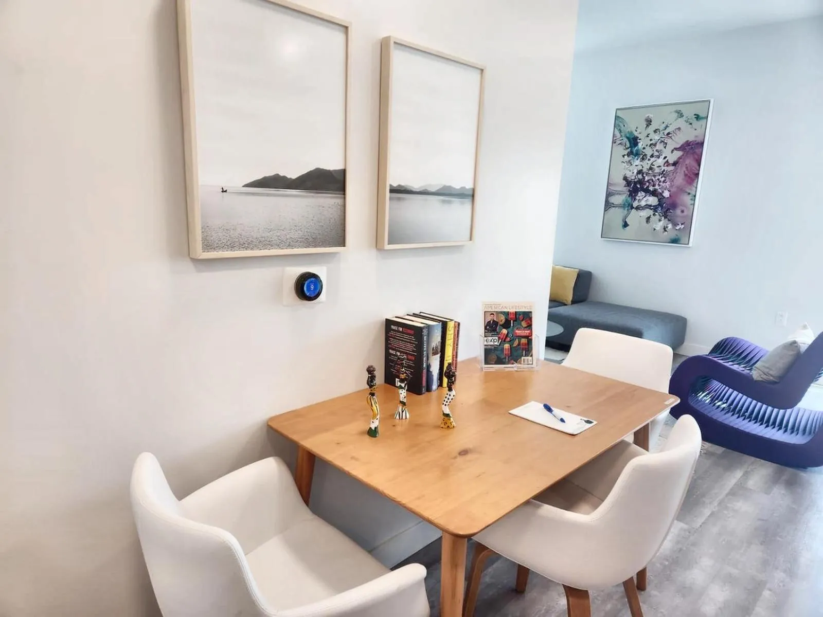 Living room in Hollywood Homes minutes to everything SPACIOUS AND FREE PARKING