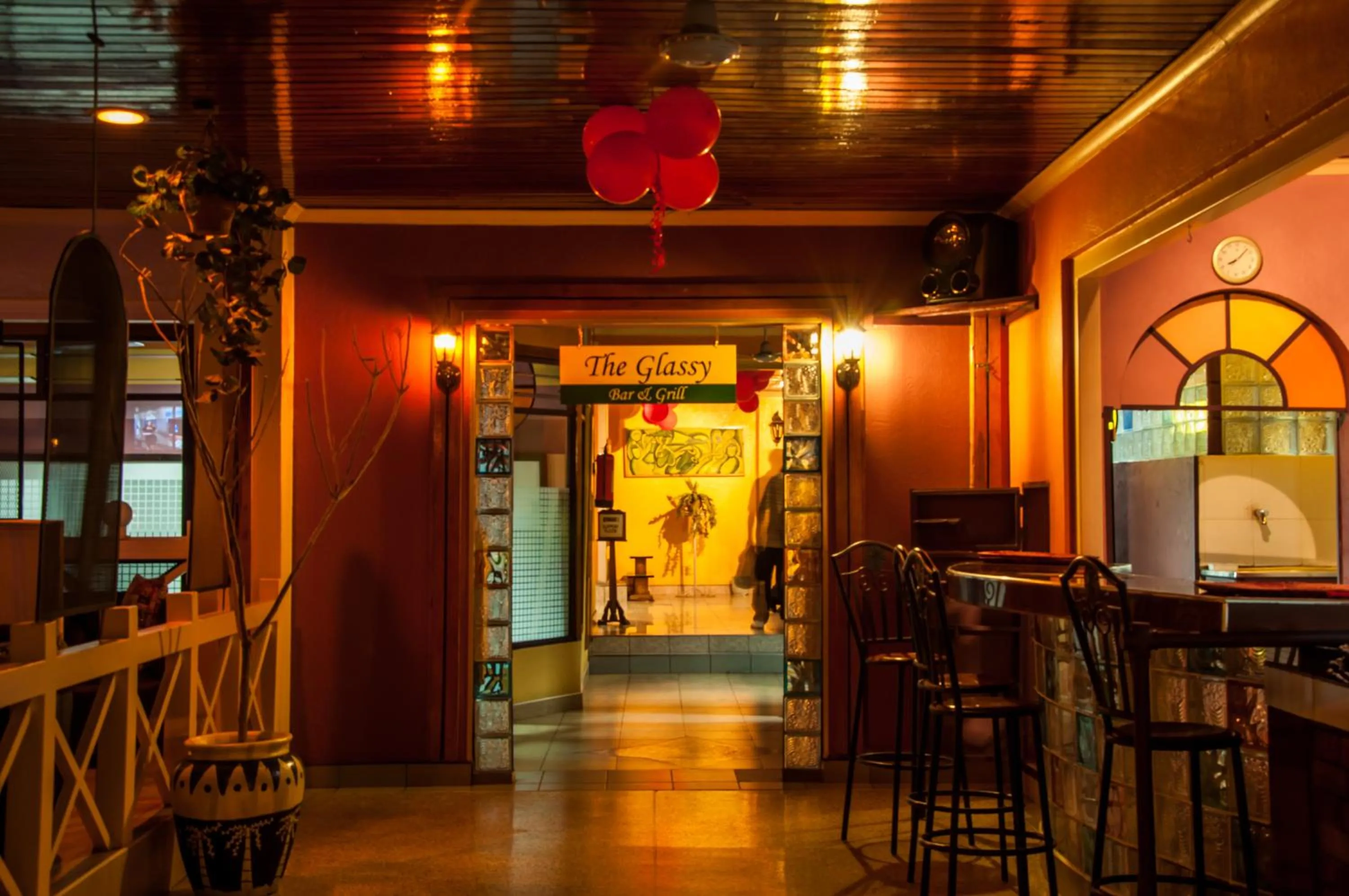 Restaurant/places to eat in Kahama Hotel Nairobi