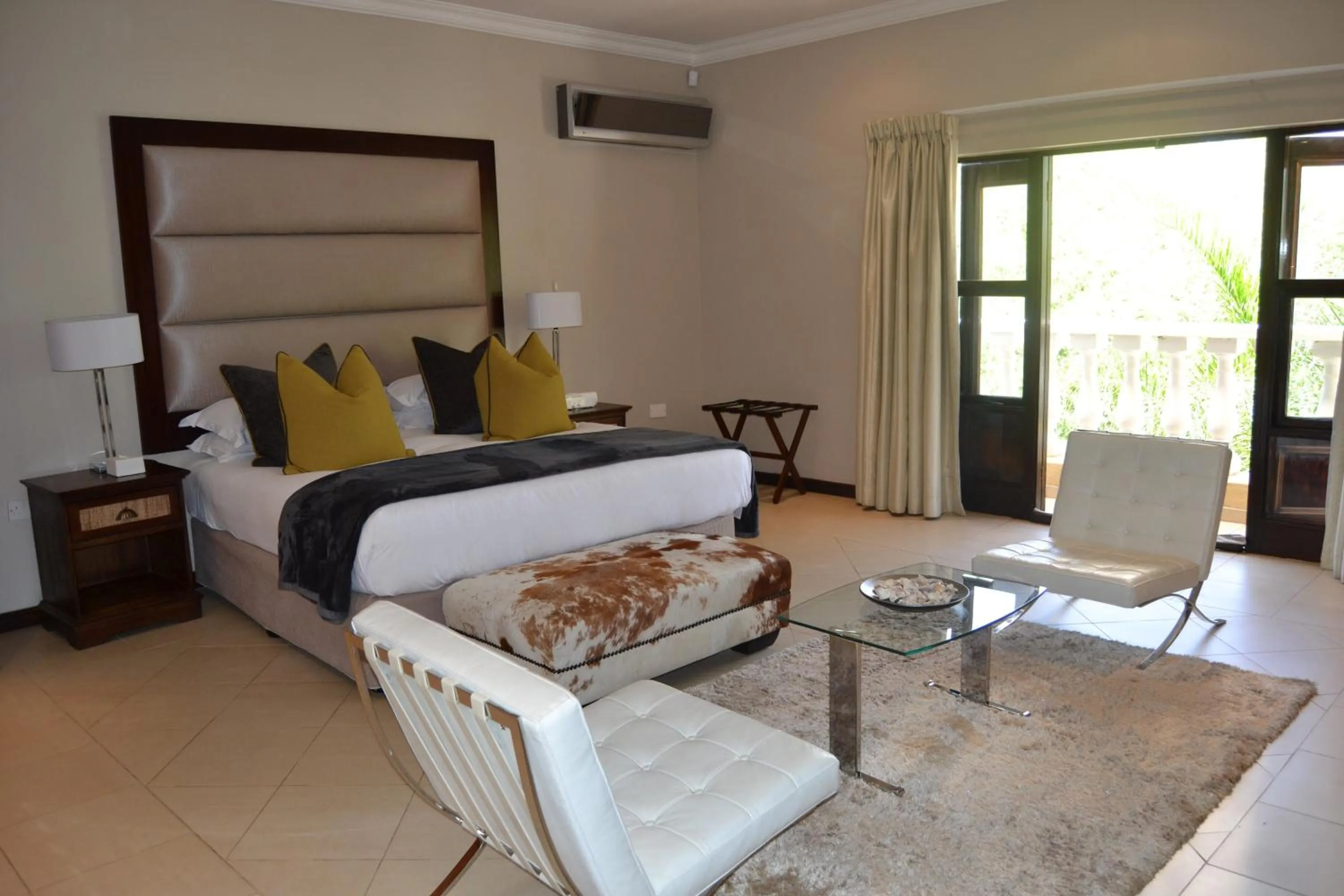 Day, Bed in The Capital Guest House