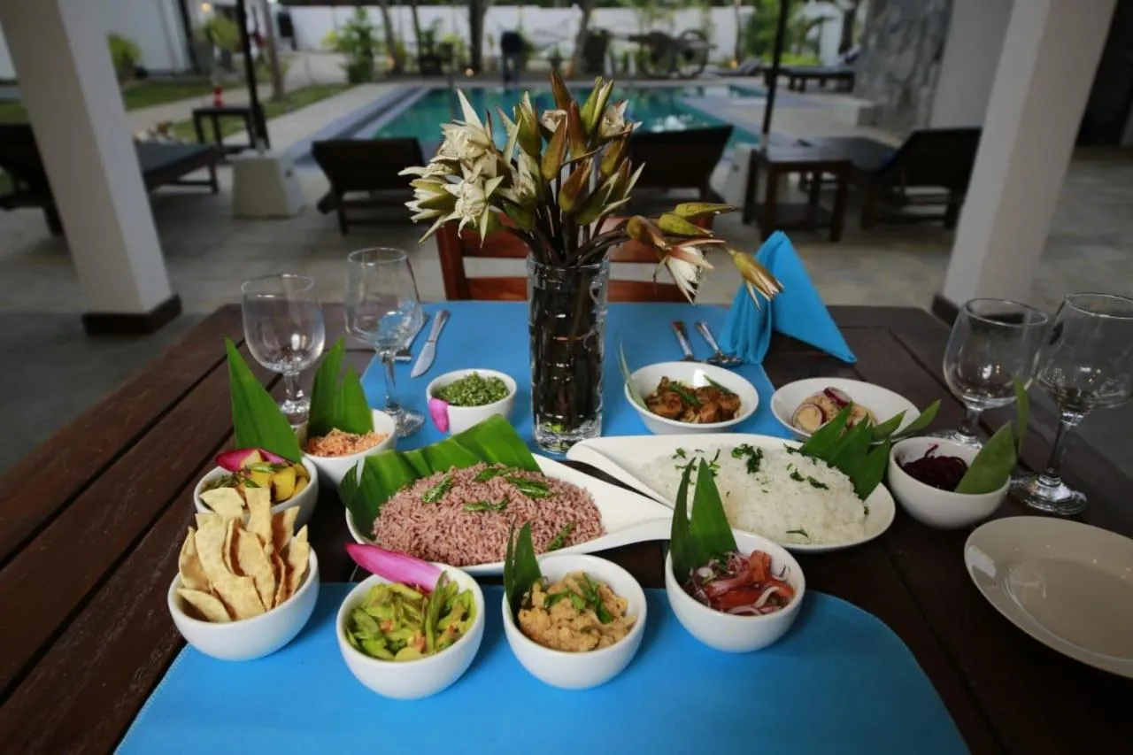 Restaurant/places to eat in Olu Ayurveda Beach Resort