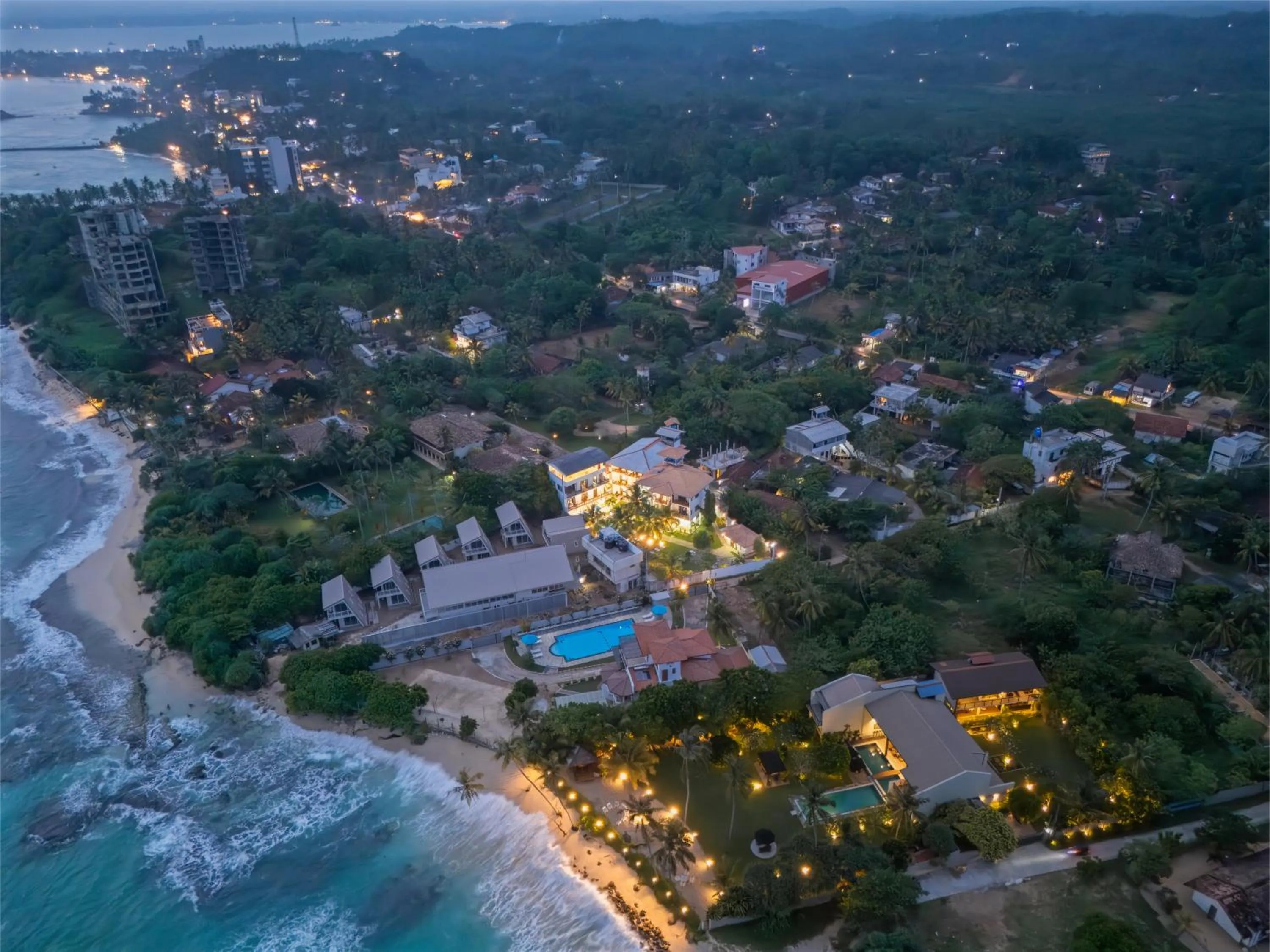 Sunset in Olu Ayurveda Beach Resort
