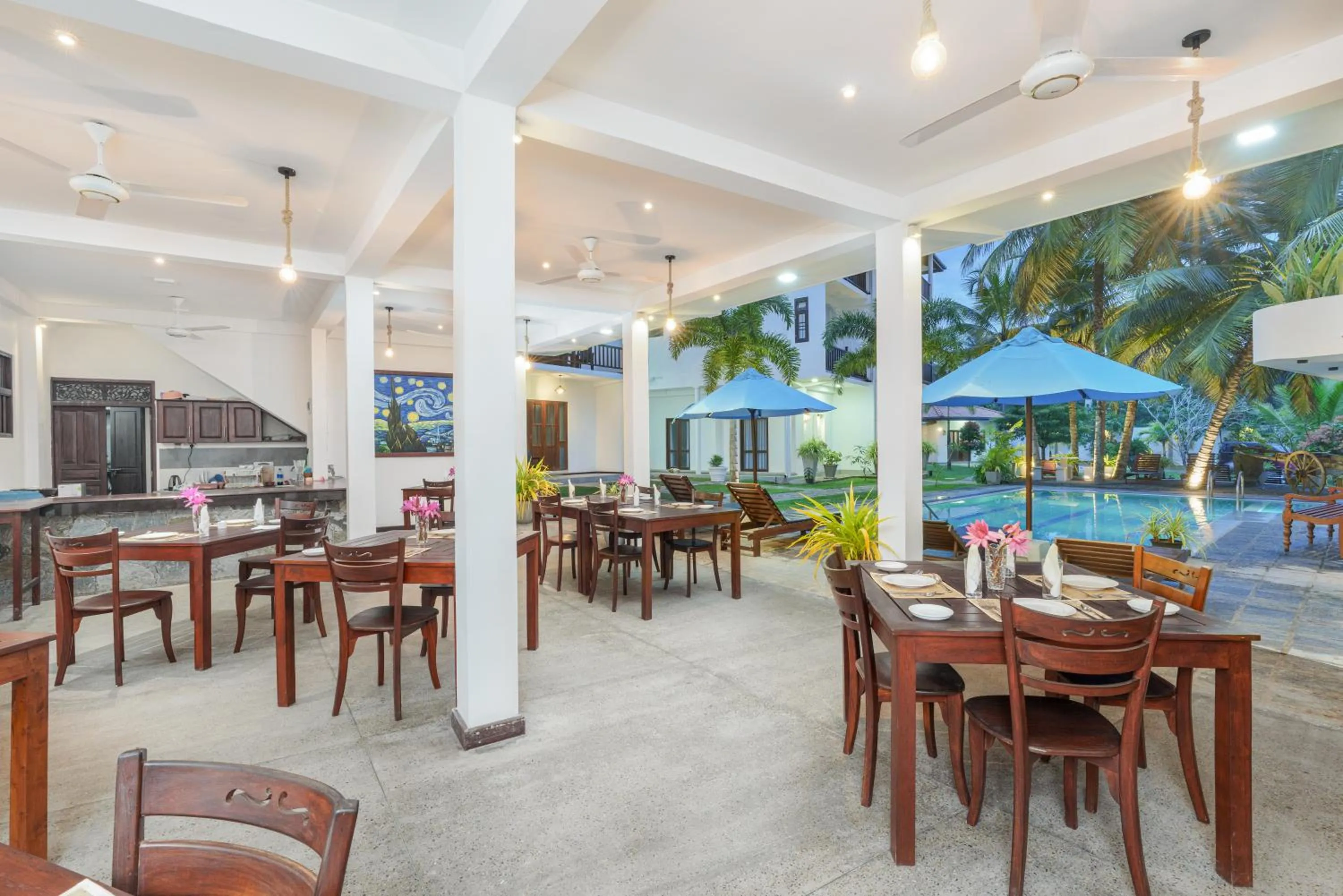 Restaurant/places to eat in Olu Ayurveda Beach Resort