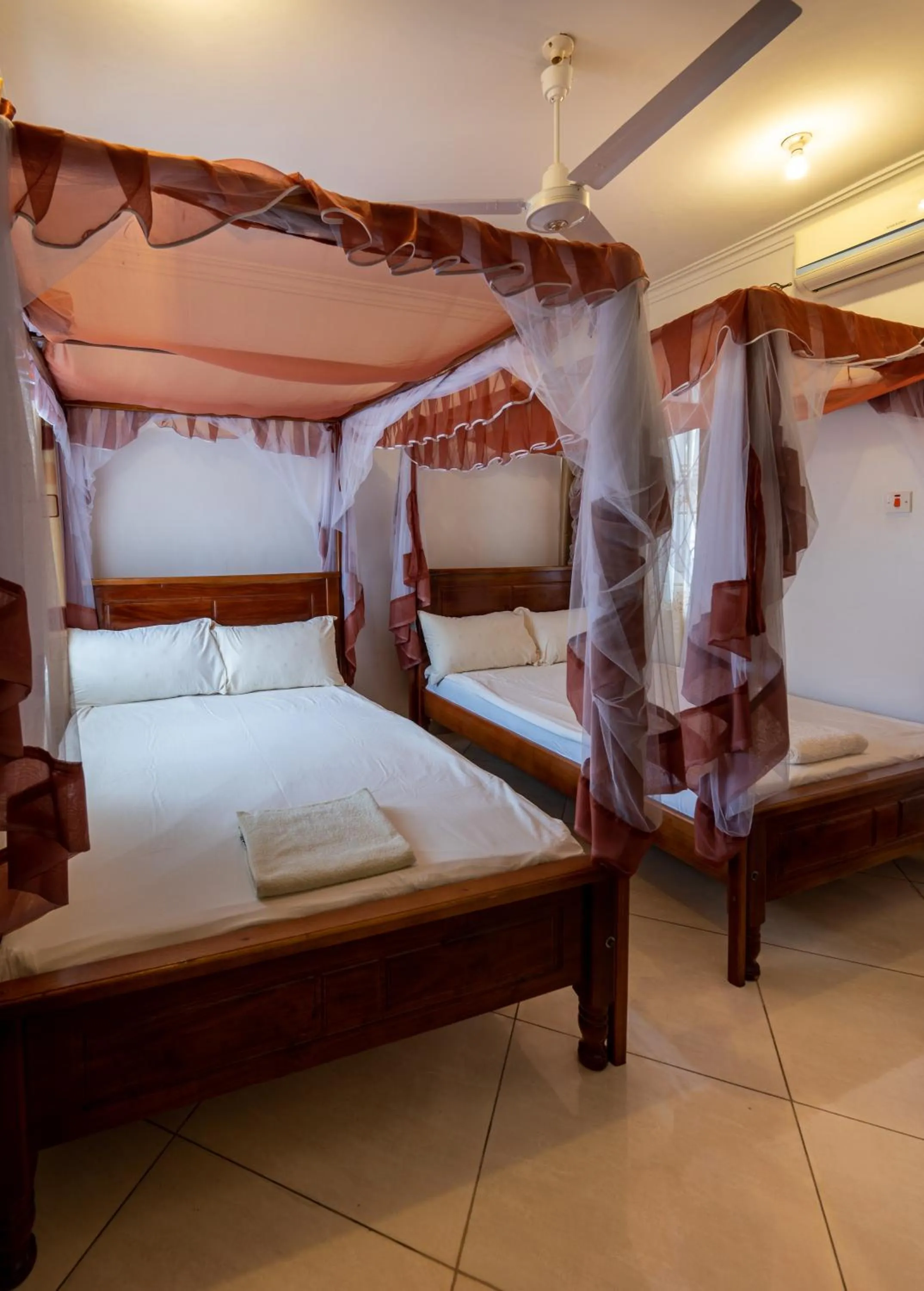 Bedroom, Bed in Nyali Villa